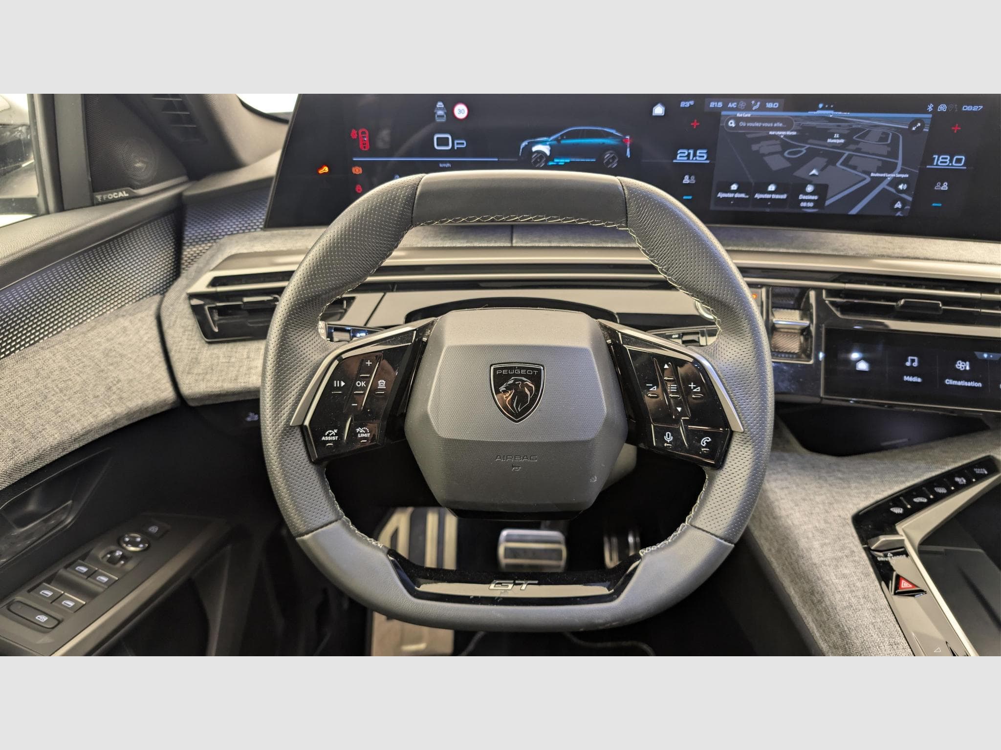 Peugeot 3008 Hybrid 145 e-DCS6 GT (2025) - Foto 14
