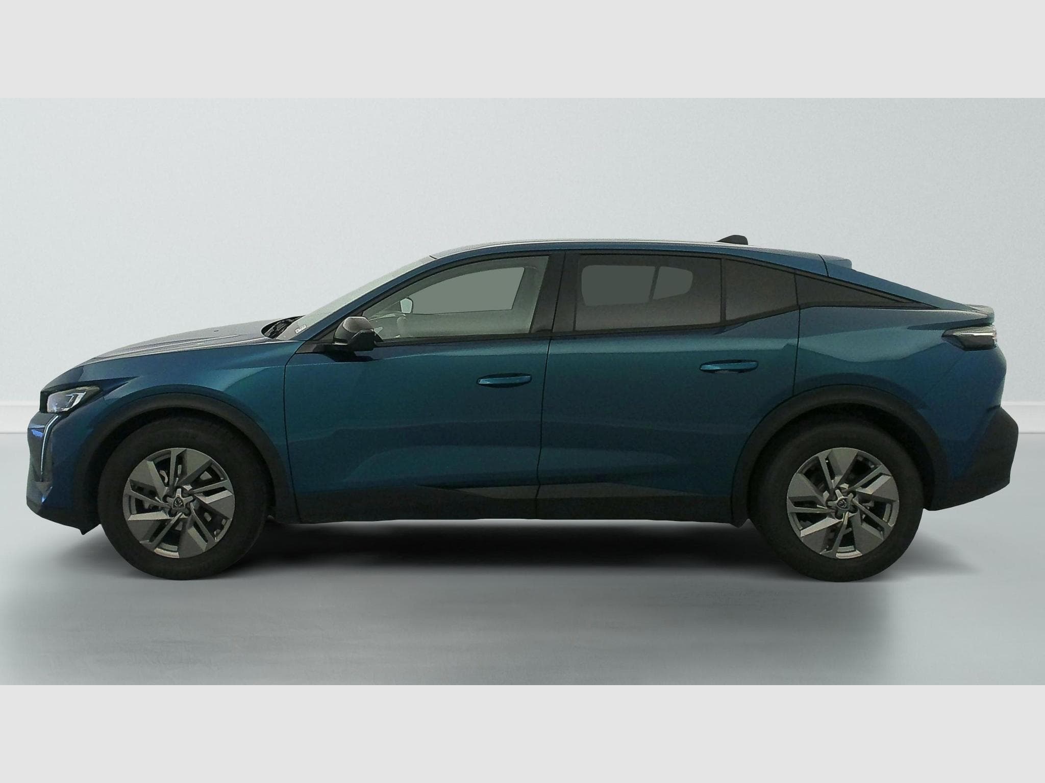 Peugeot 408 Hybrid 145 e-DCS6 Allure (2025) - Photo 4