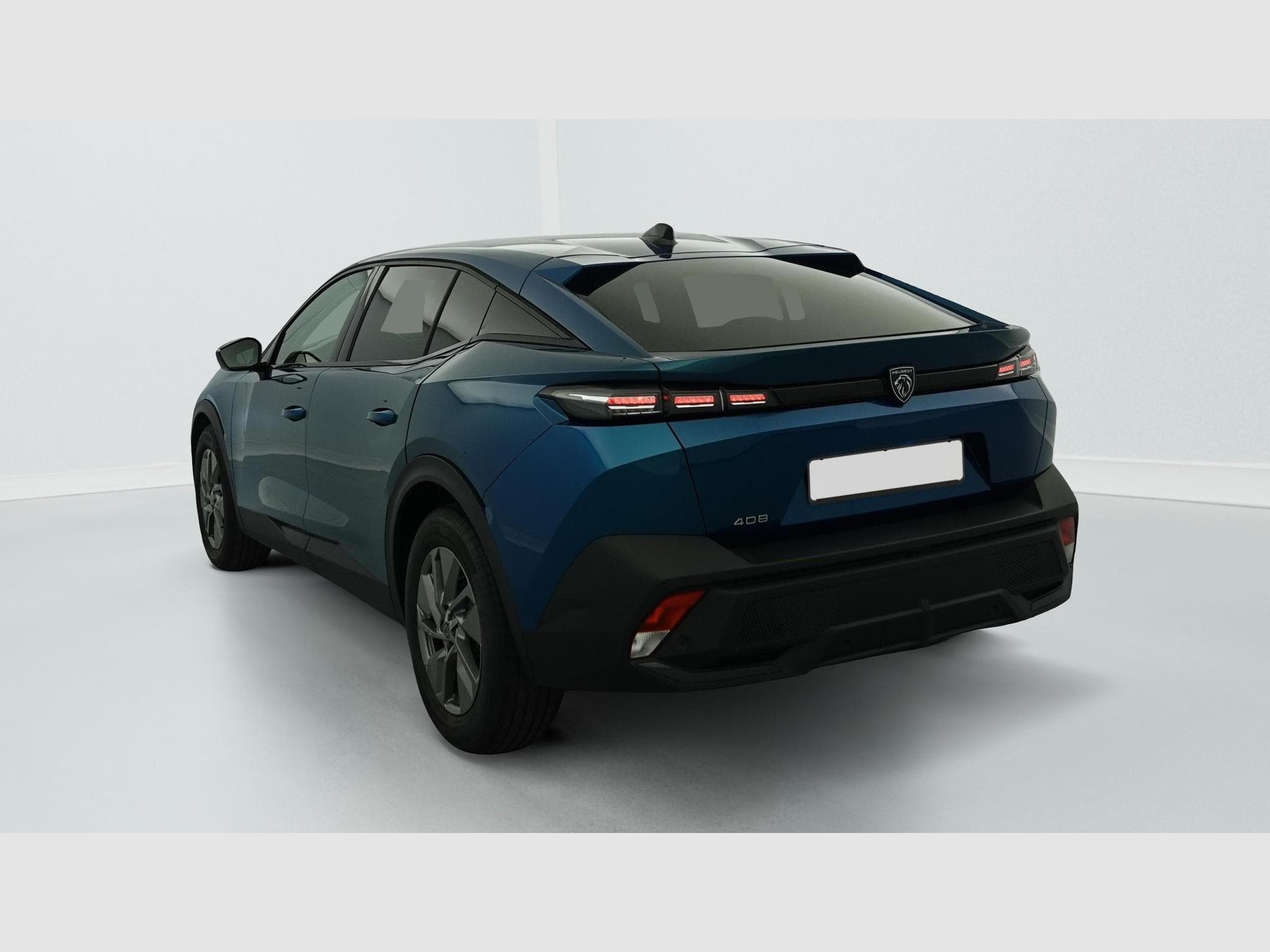Peugeot 408 Hybrid 145 e-DCS6 Allure (2025) - Photo 5