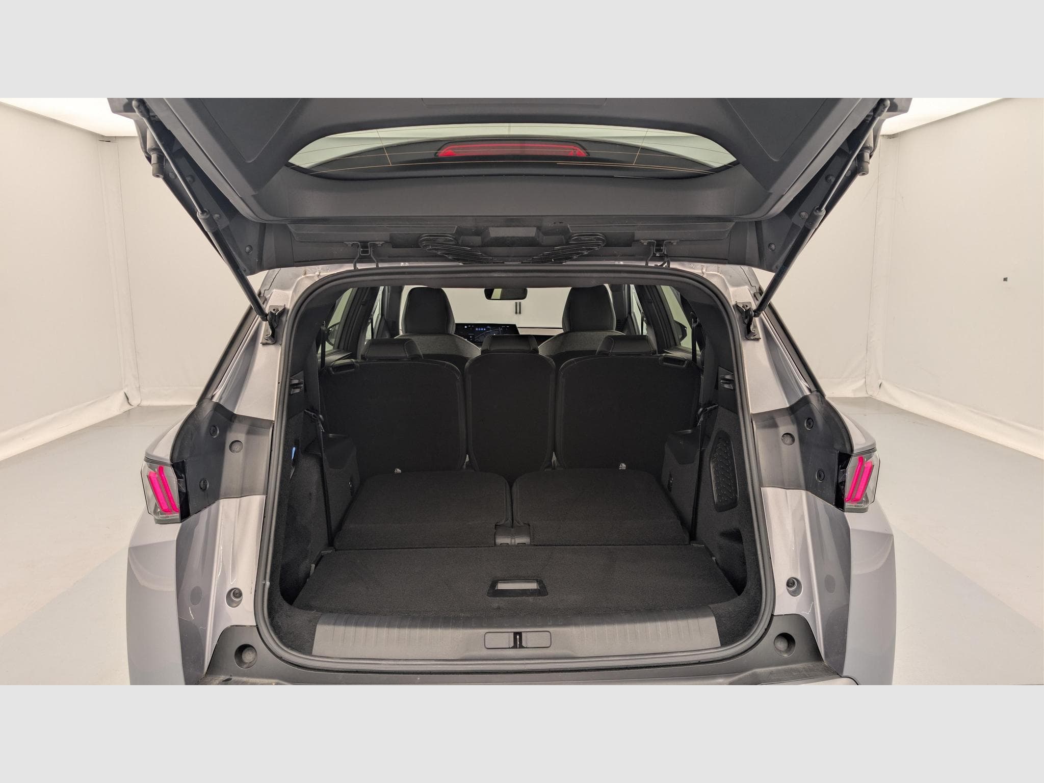 Peugeot 5008 HYBRID 145 CH E-DCS6 ALLURE (2025) - Foto 11