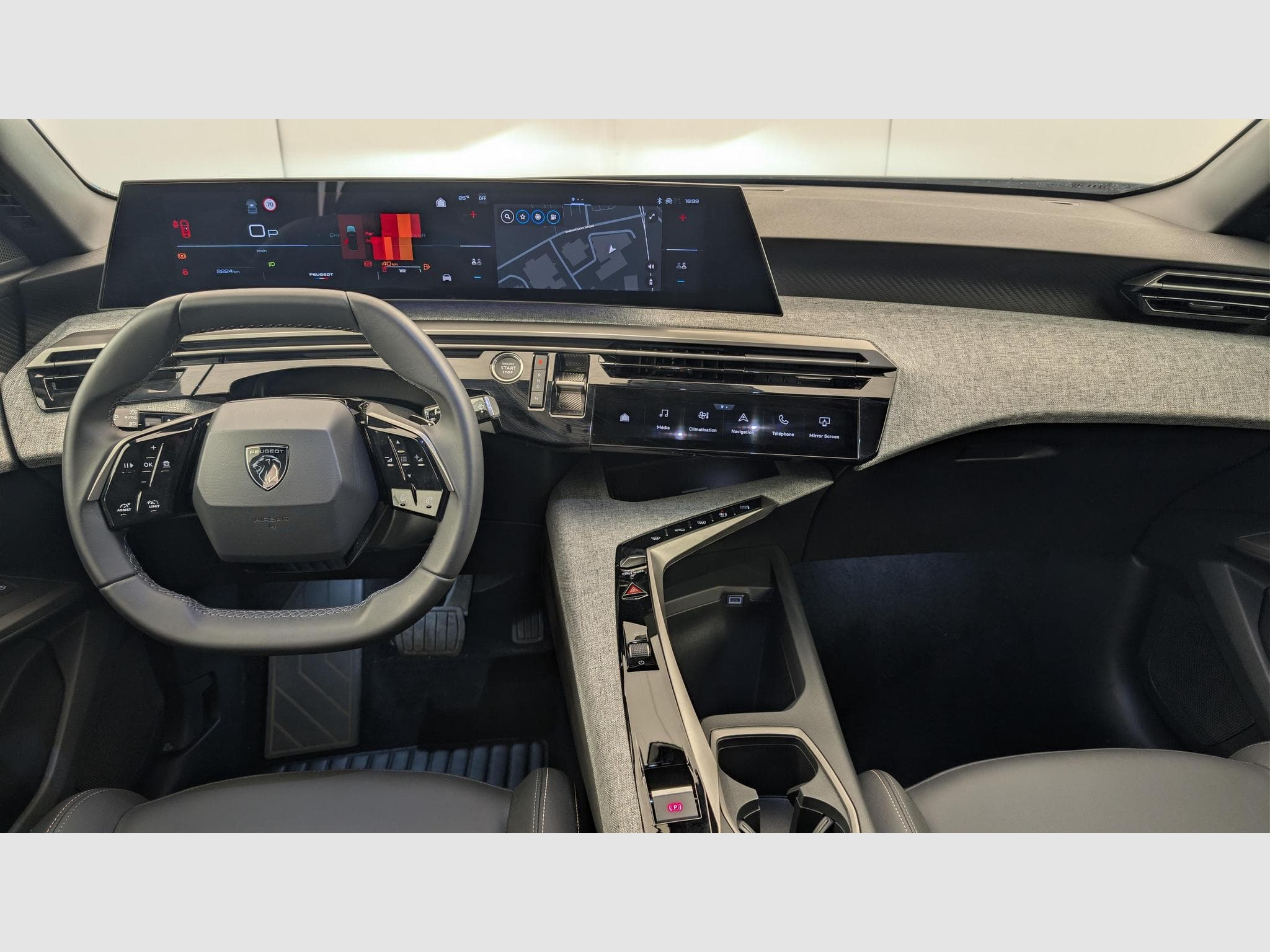 Peugeot 5008 HYBRID 145 CH E-DCS6 ALLURE (2025) - Foto 13