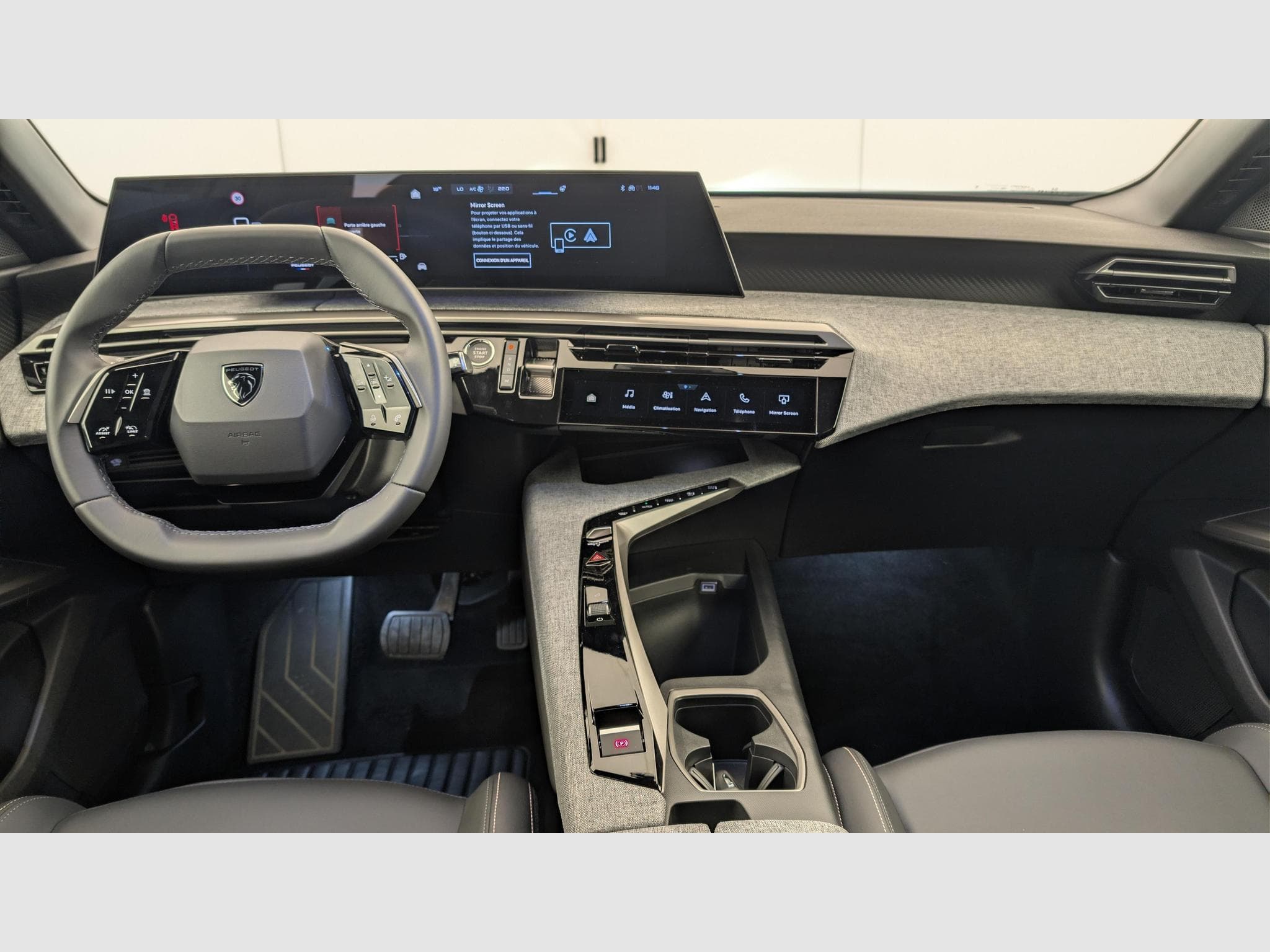 Peugeot 5008 HYBRID 145 CH E-DCS6 ALLURE (2025) - Photo 10