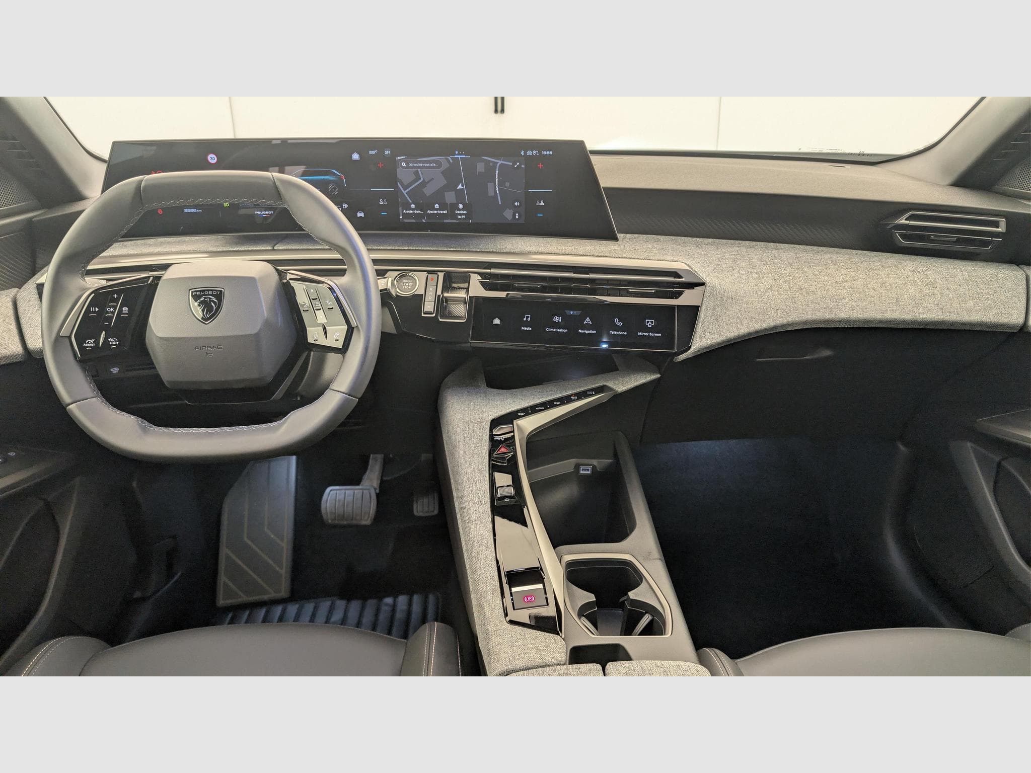 Peugeot 5008 HYBRID 145 CH E-DCS6 ALLURE (2025) - Photo 10