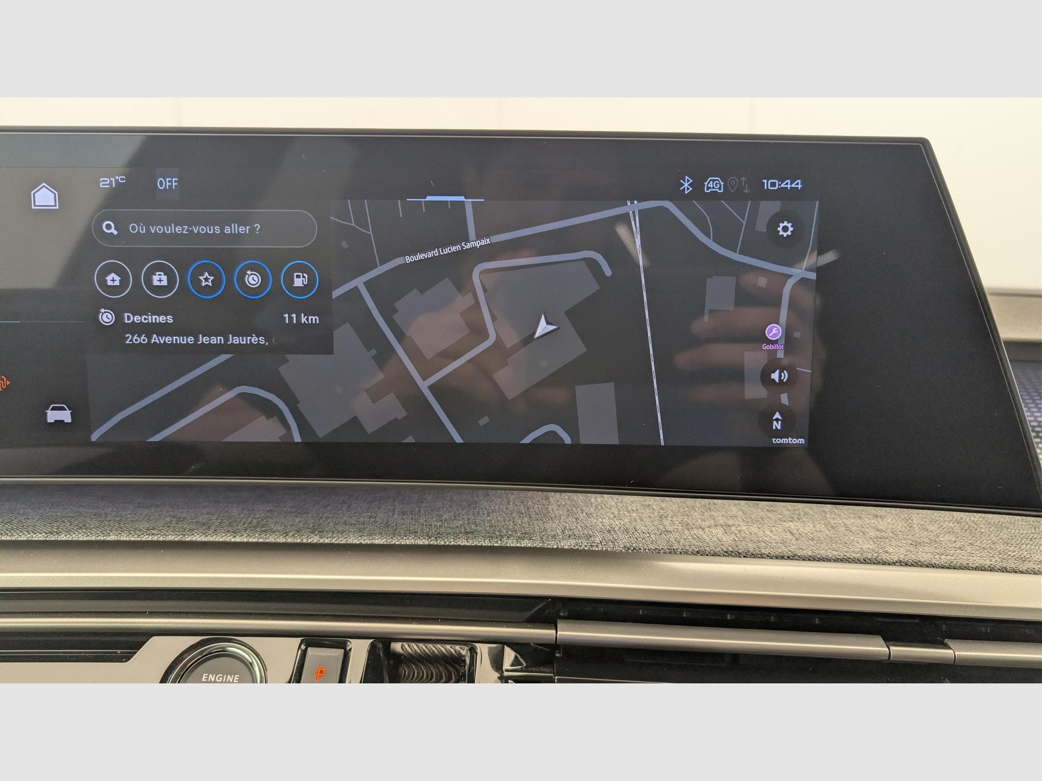 Peugeot 5008 HYBRID 145CH E-DCS6 GT (2025) - Photo 15
