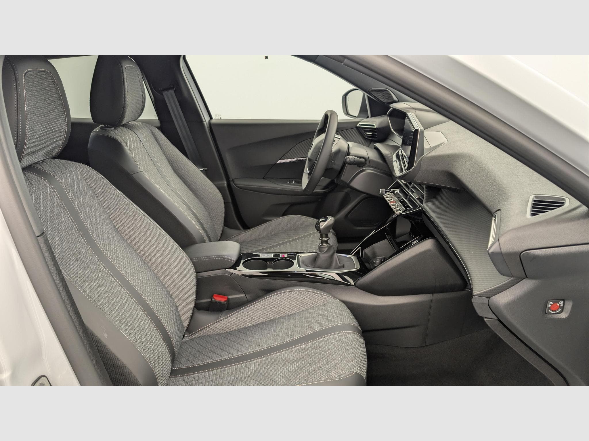 Peugeot 2008 100 S&S BVM6 Allure (2025) - Photo 9