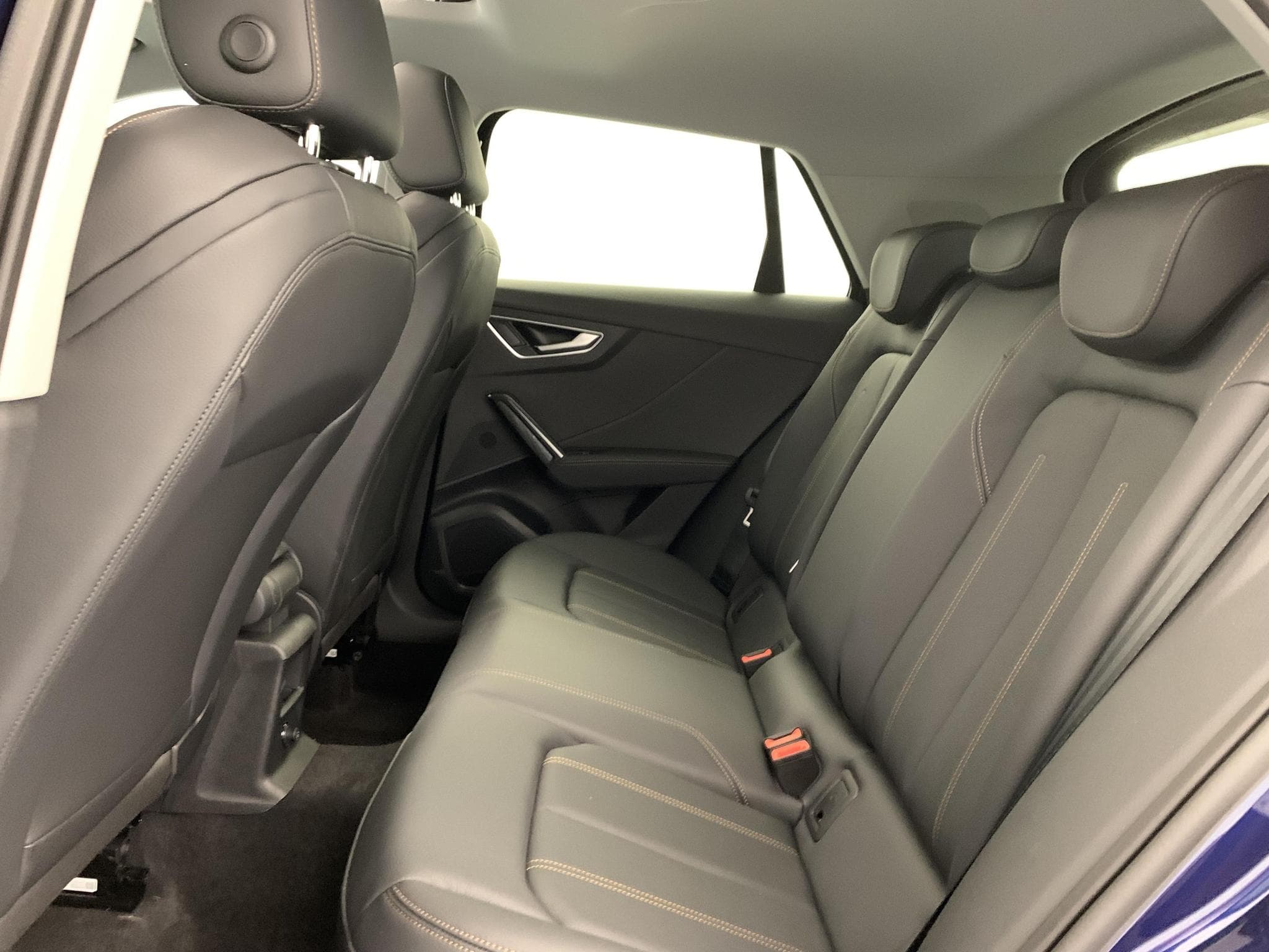 Audi Q2 35 TDI 150 S tronic 7 Design (2026) - Photo 20