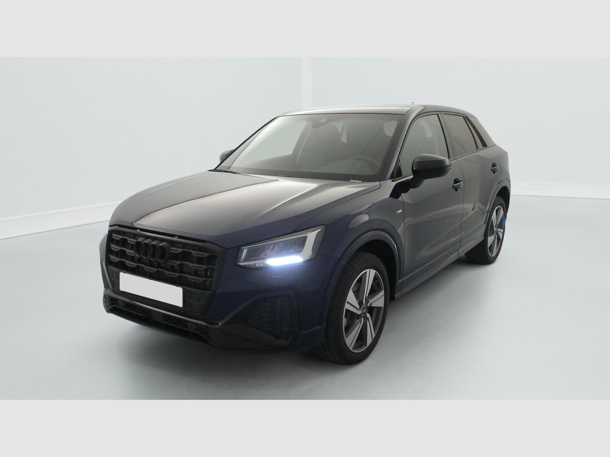 Audi Q2 35 TDI 150 S tronic 7 Design (2026) - Photo 3