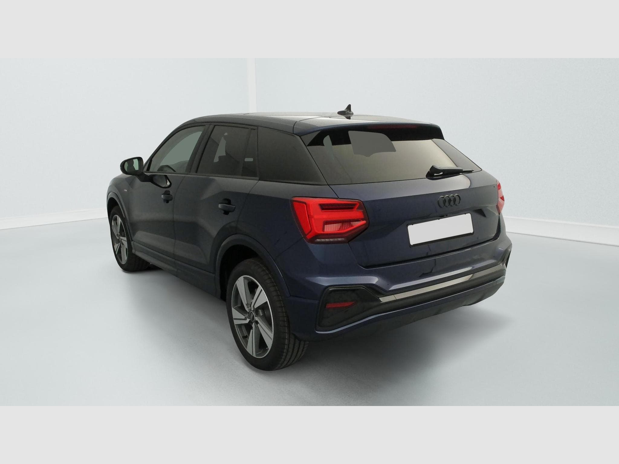 Audi Q2 35 TDI 150 S tronic 7 Design (2026) - Photo 5