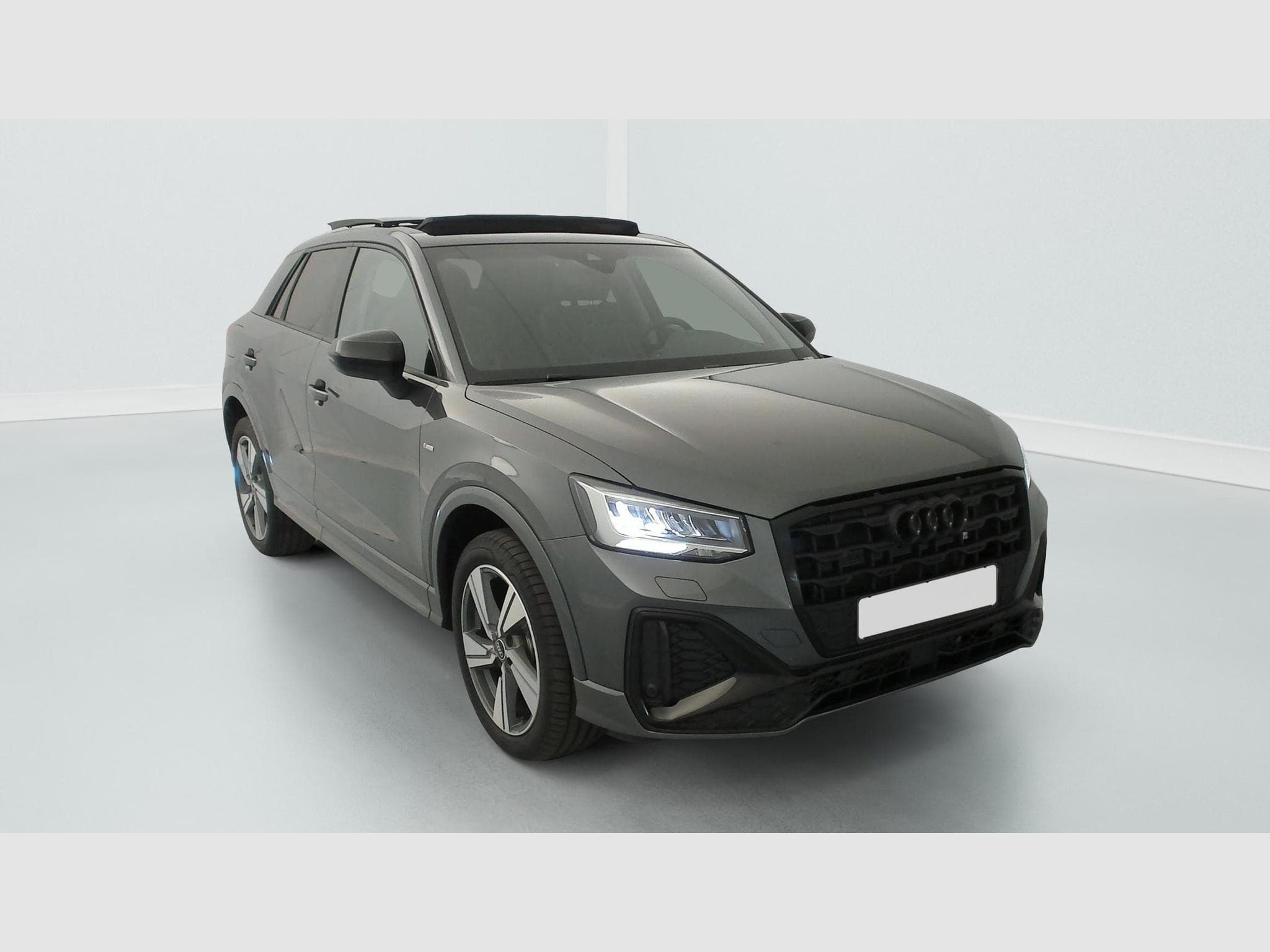 Audi Q2 35 TDI 150 S tronic 7 Design (2026) - Photo 1