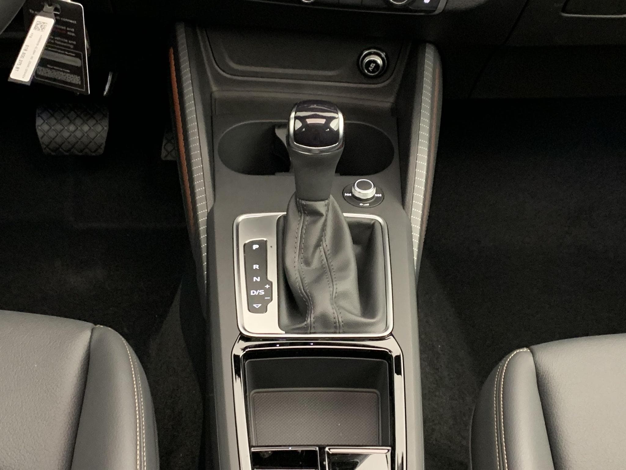 Audi Q2 35 TDI 150 S tronic 7 Design (2026) - Photo 14