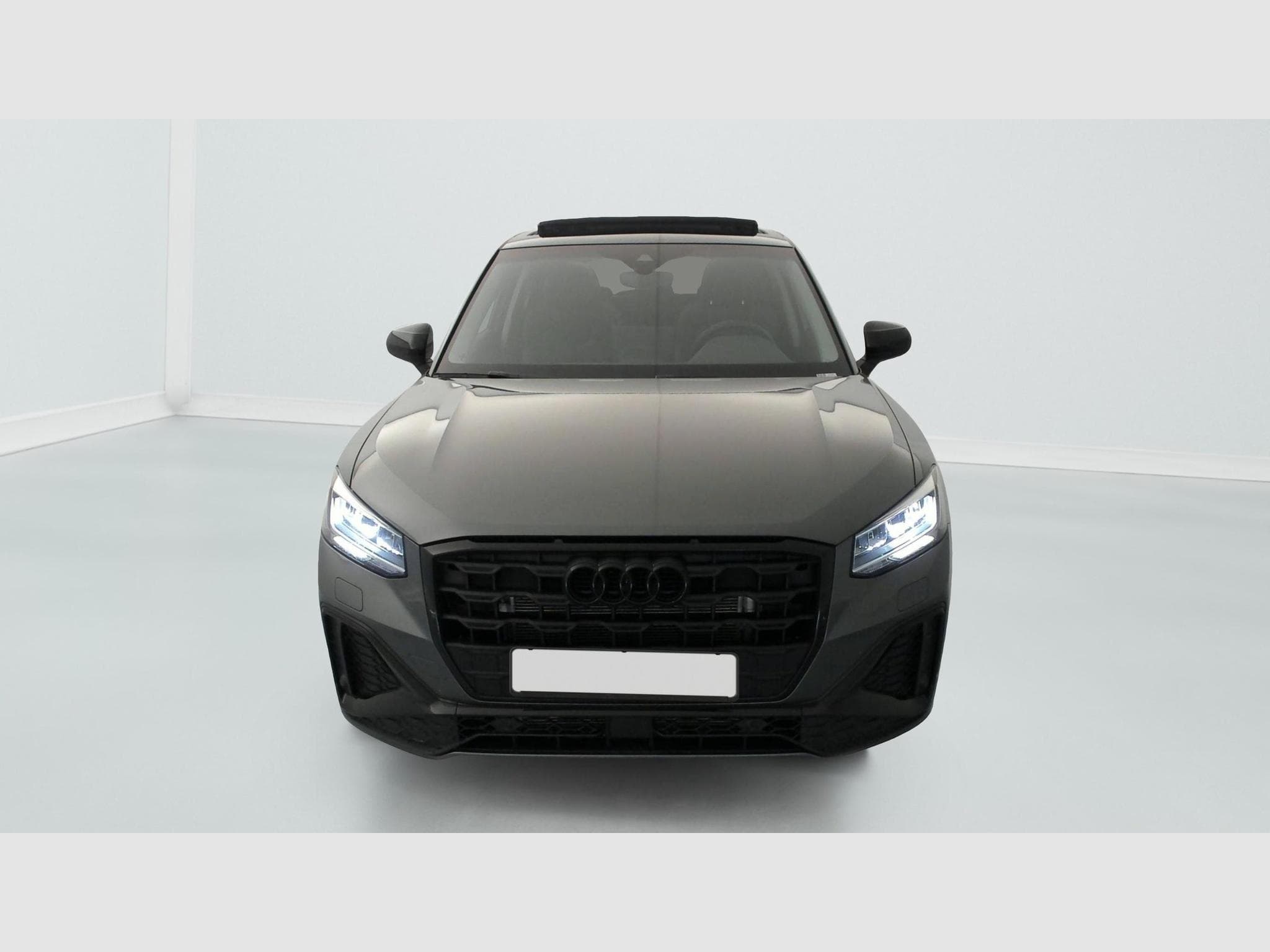 Audi Q2 35 TDI 150 S tronic 7 Design (2026) - Photo 2
