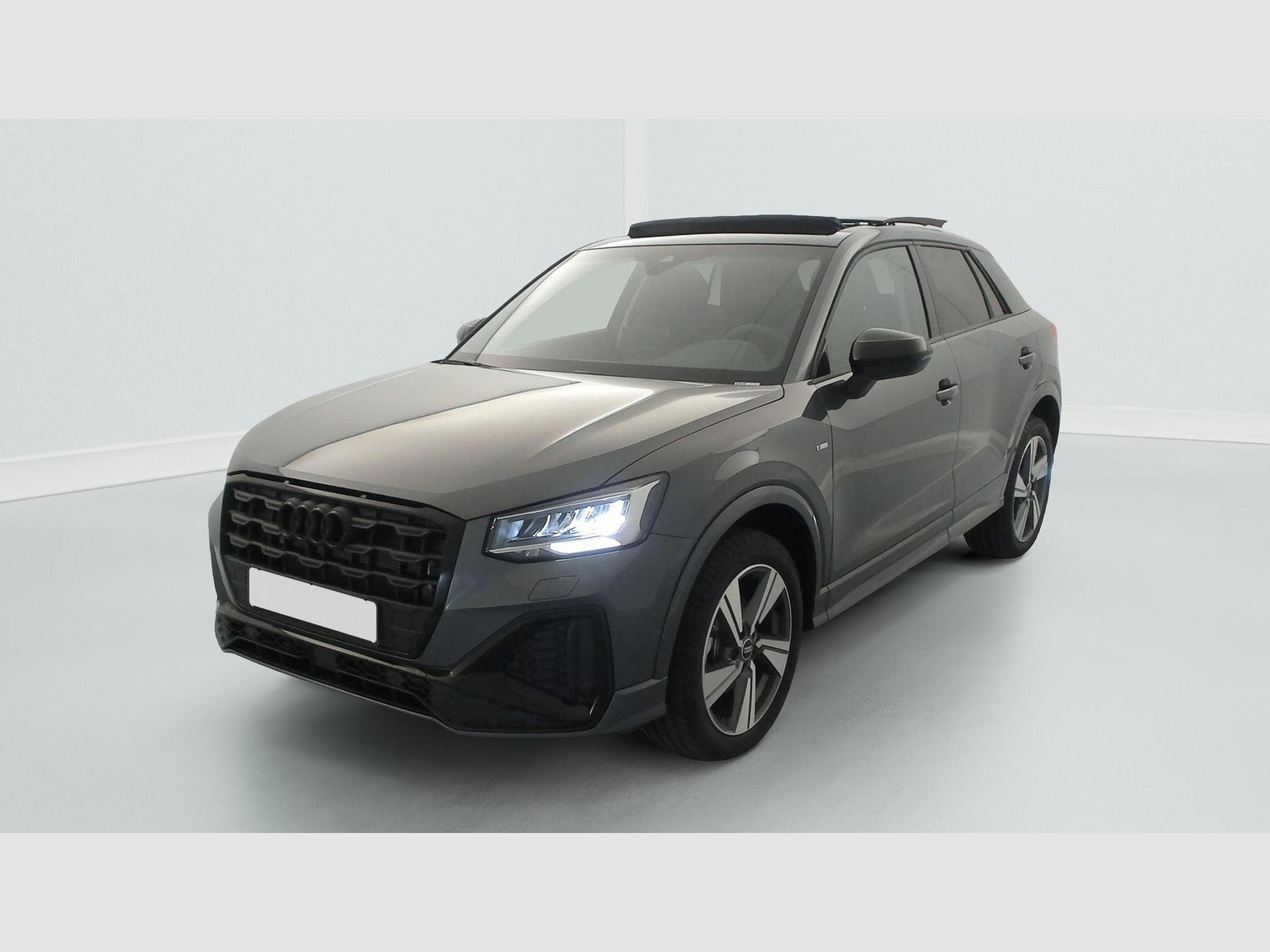 Audi Q2 35 TDI 150 S tronic 7 Design (2026) - Photo 3