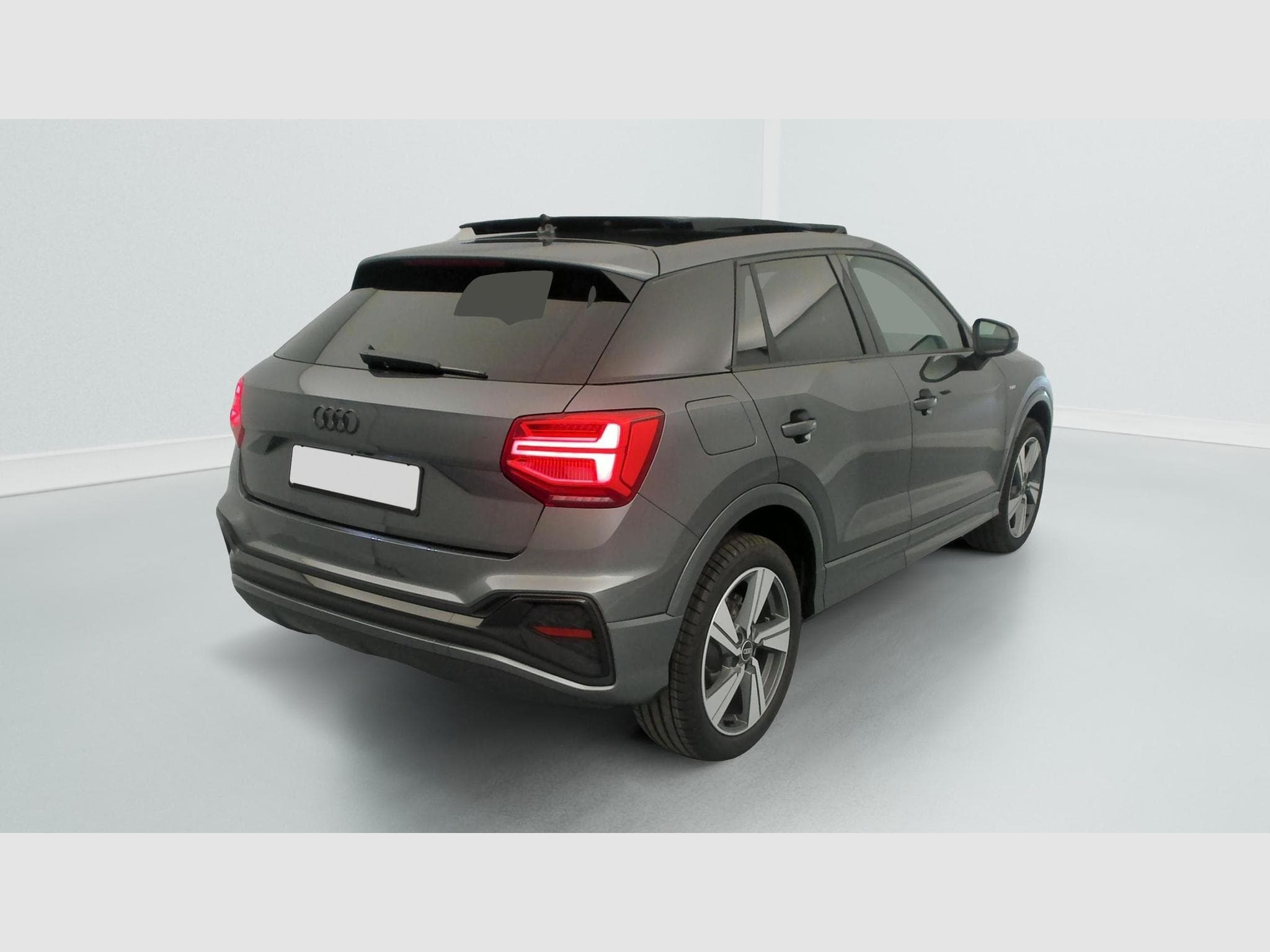 Audi Q2 35 TDI 150 S tronic 7 Design (2026) - Photo 7