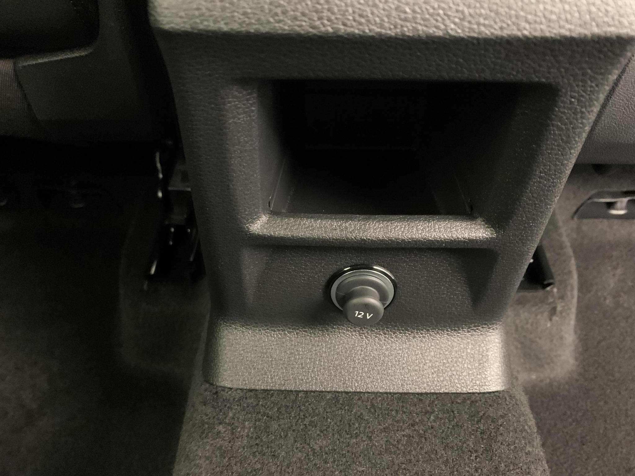 Audi Q2 35 TFSI 150 S tronic 7 Design (2026) - Photo 16