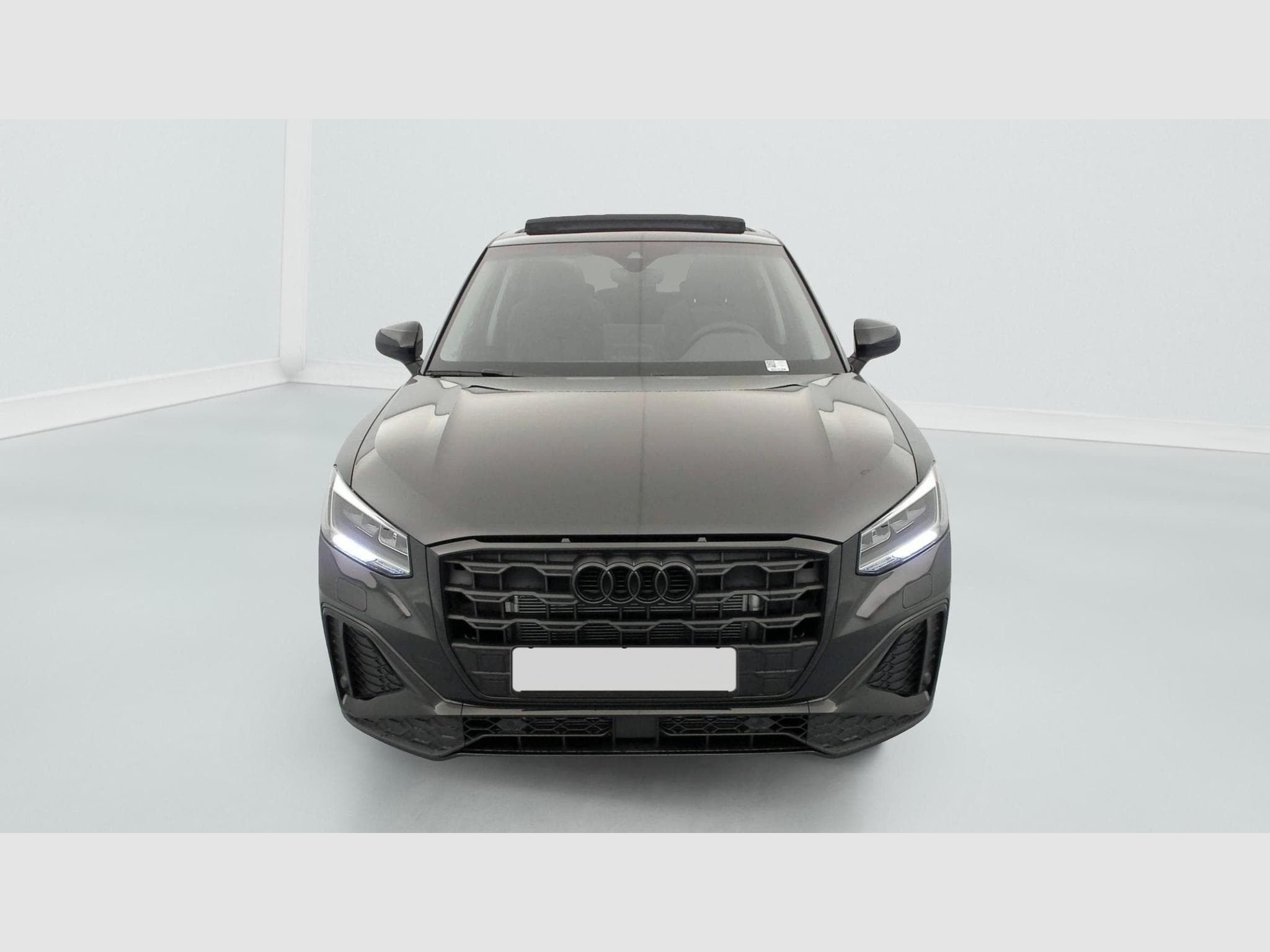Audi Q2 35 TFSI 150 S tronic 7 Design (2026) - Photo 2