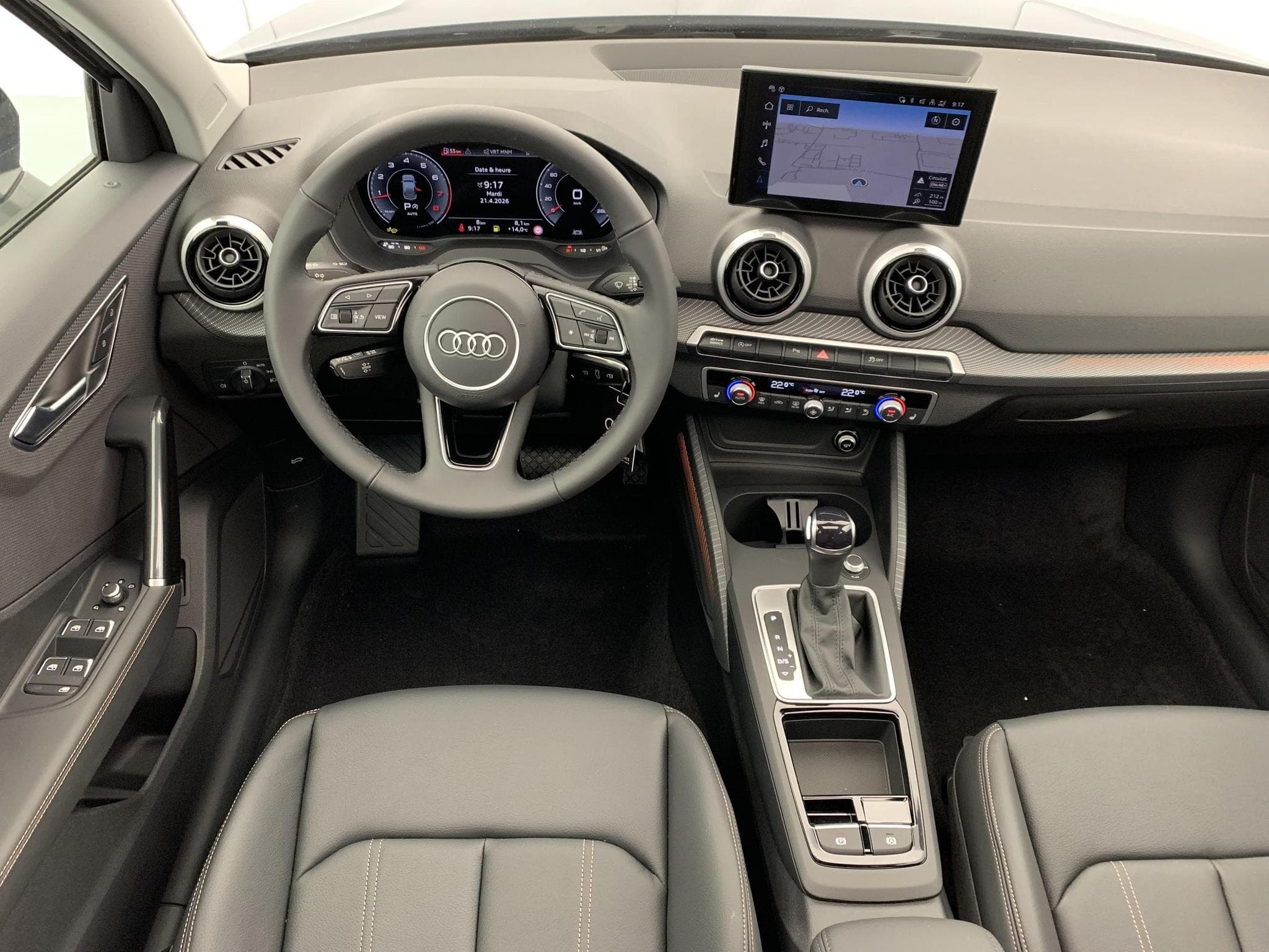 Audi Q2 35 TFSI 150 S tronic 7 Design (2026) - Photo 12