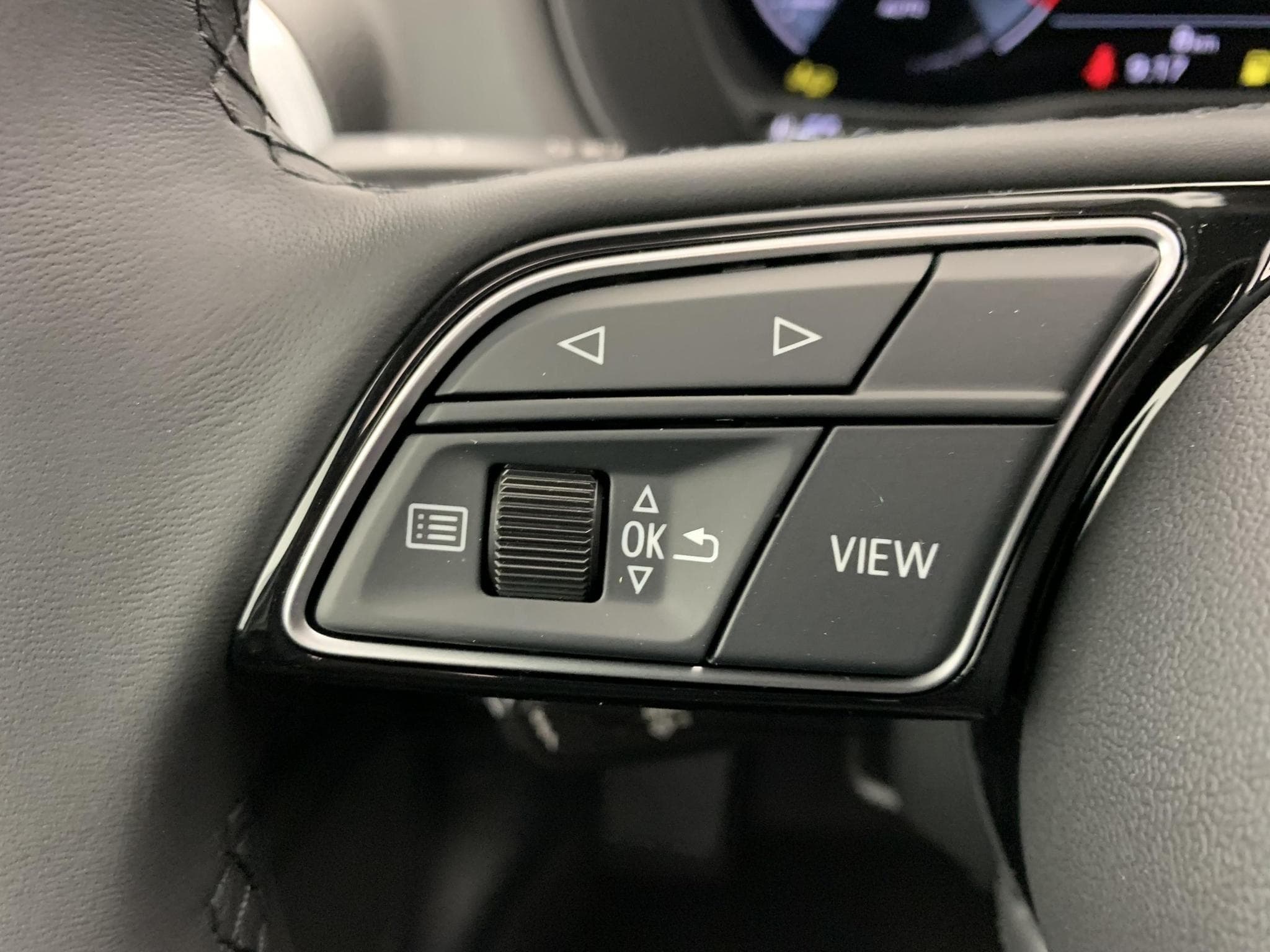 Audi Q2 35 TFSI 150 S tronic 7 Design (2026) - Photo 14