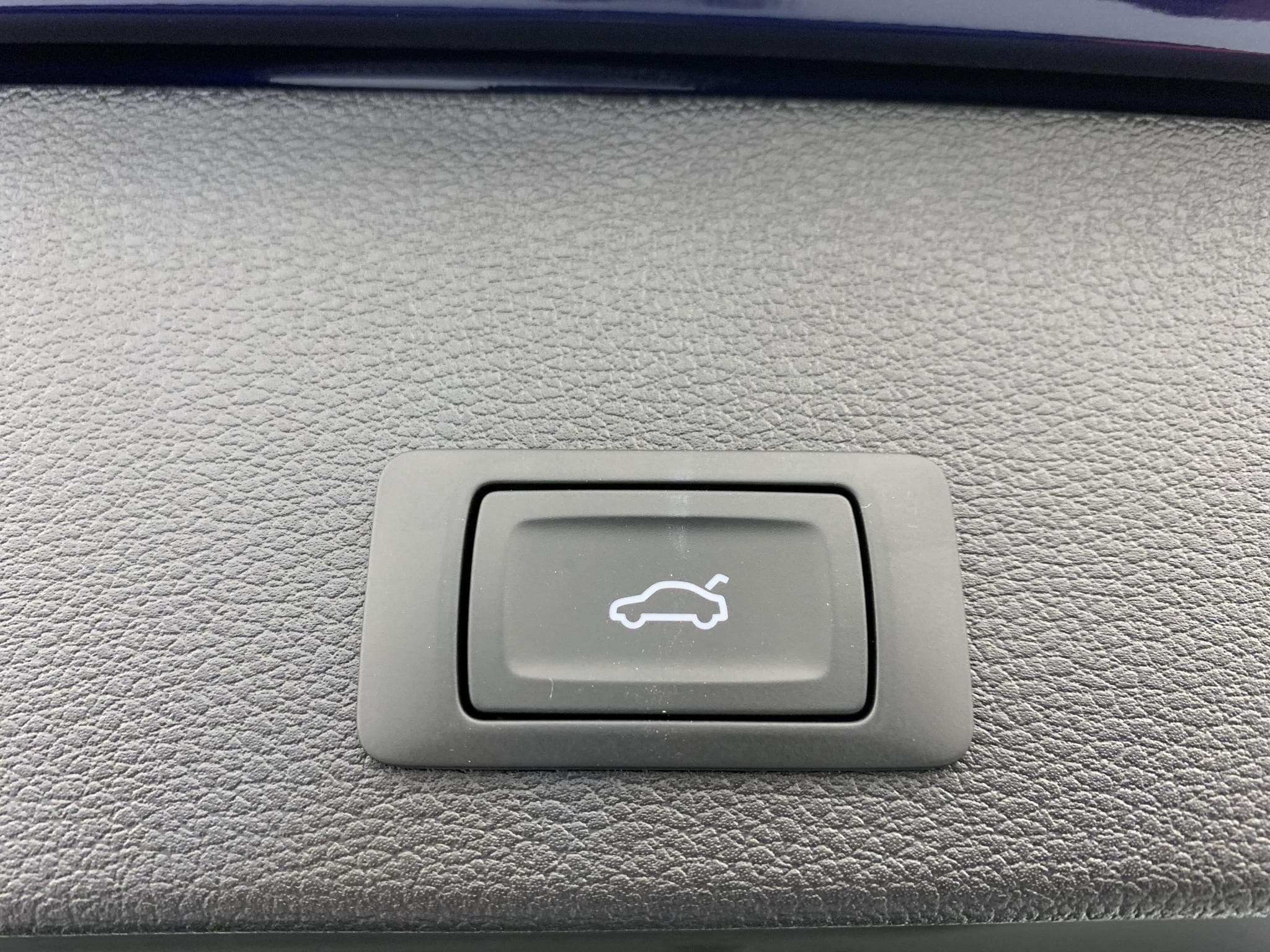 Audi Q2 35 TFSI 150 S tronic 7 Design (2026) - Photo 18