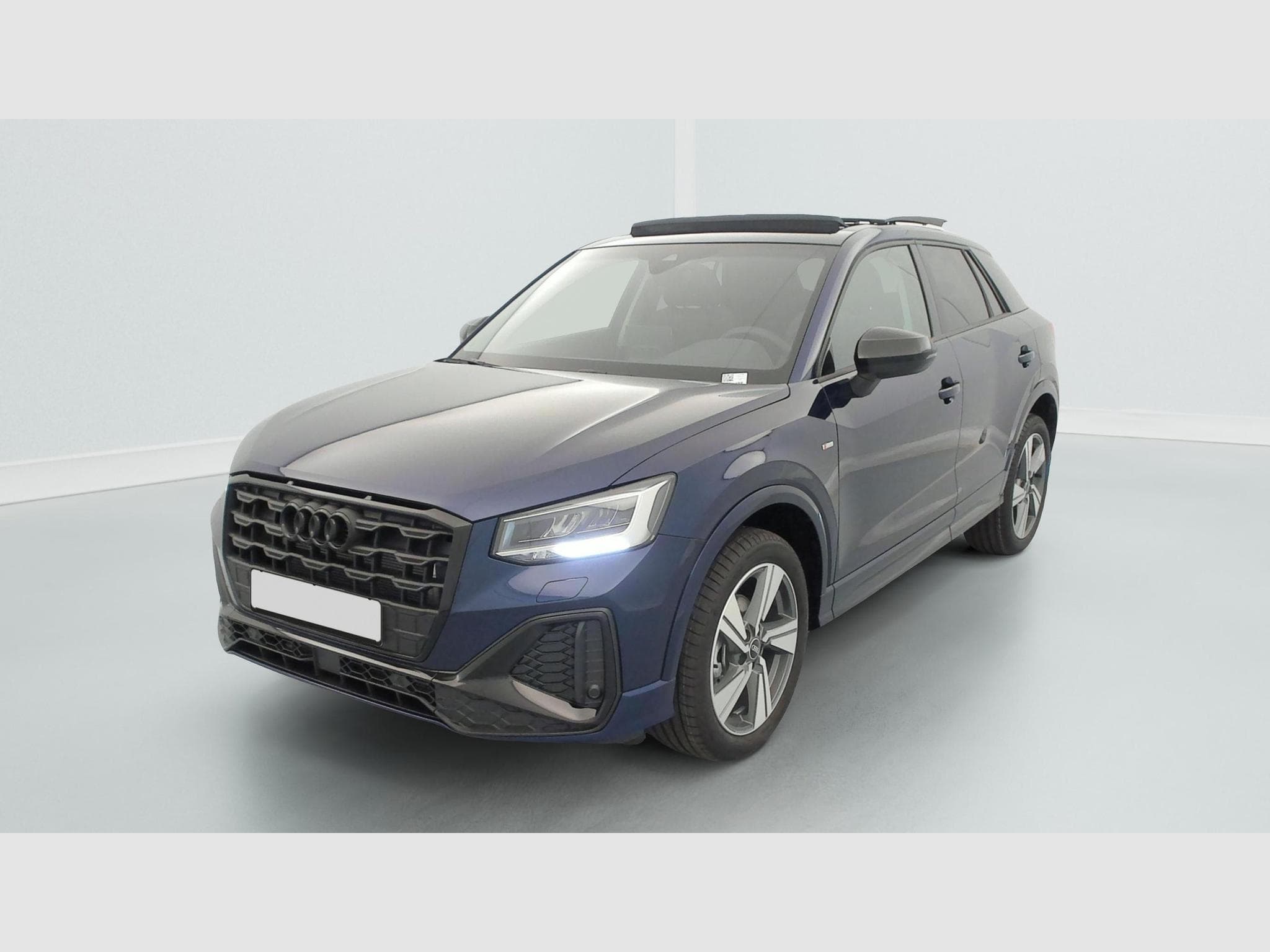 Audi Q2 35 TFSI 150 S tronic 7 Design (2026) - Photo 3