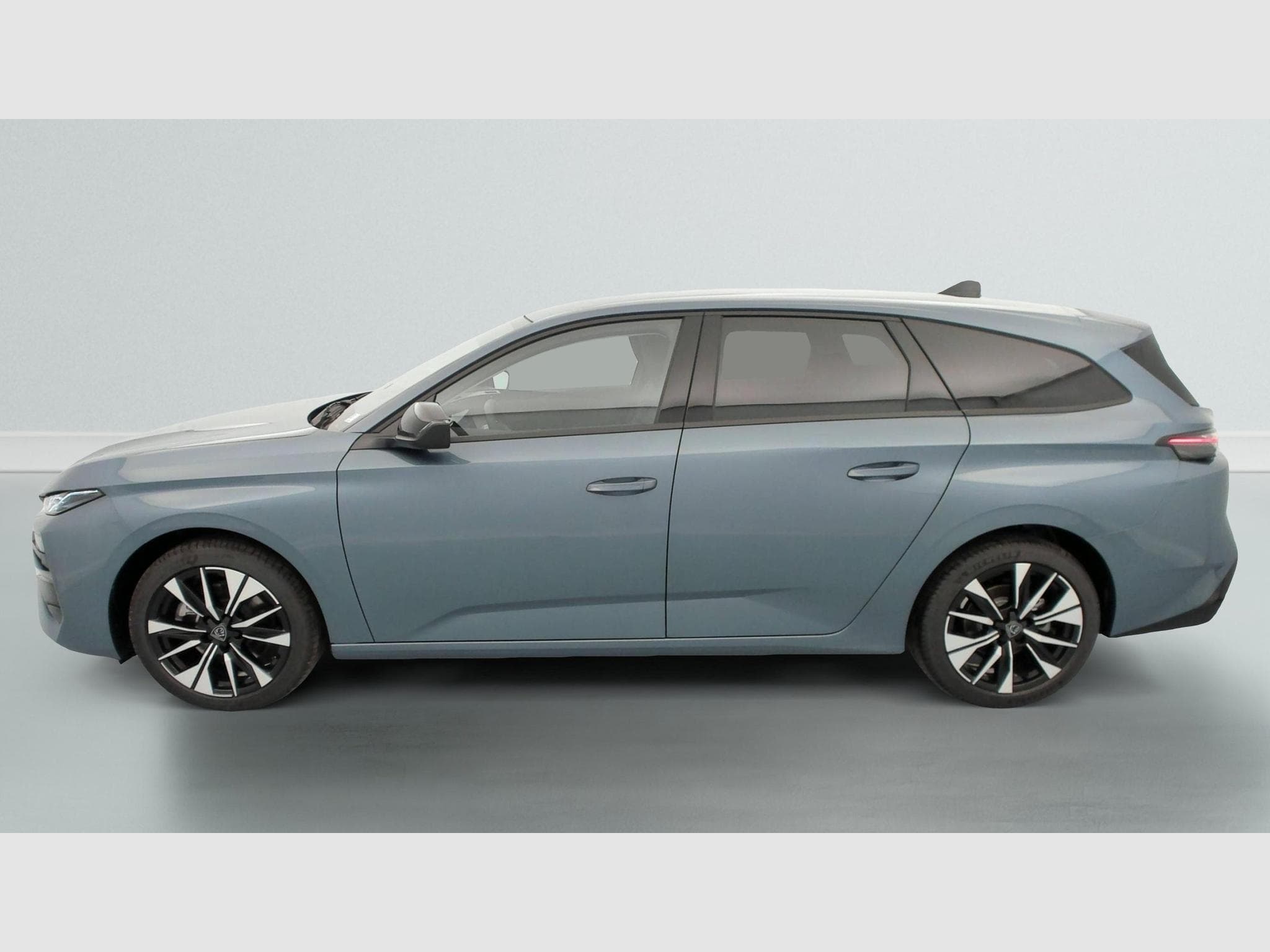 Peugeot 308 SW NOUVELLE BLUEHDI 130CH S&S EAT8 ALLURE (2026) - Foto 4