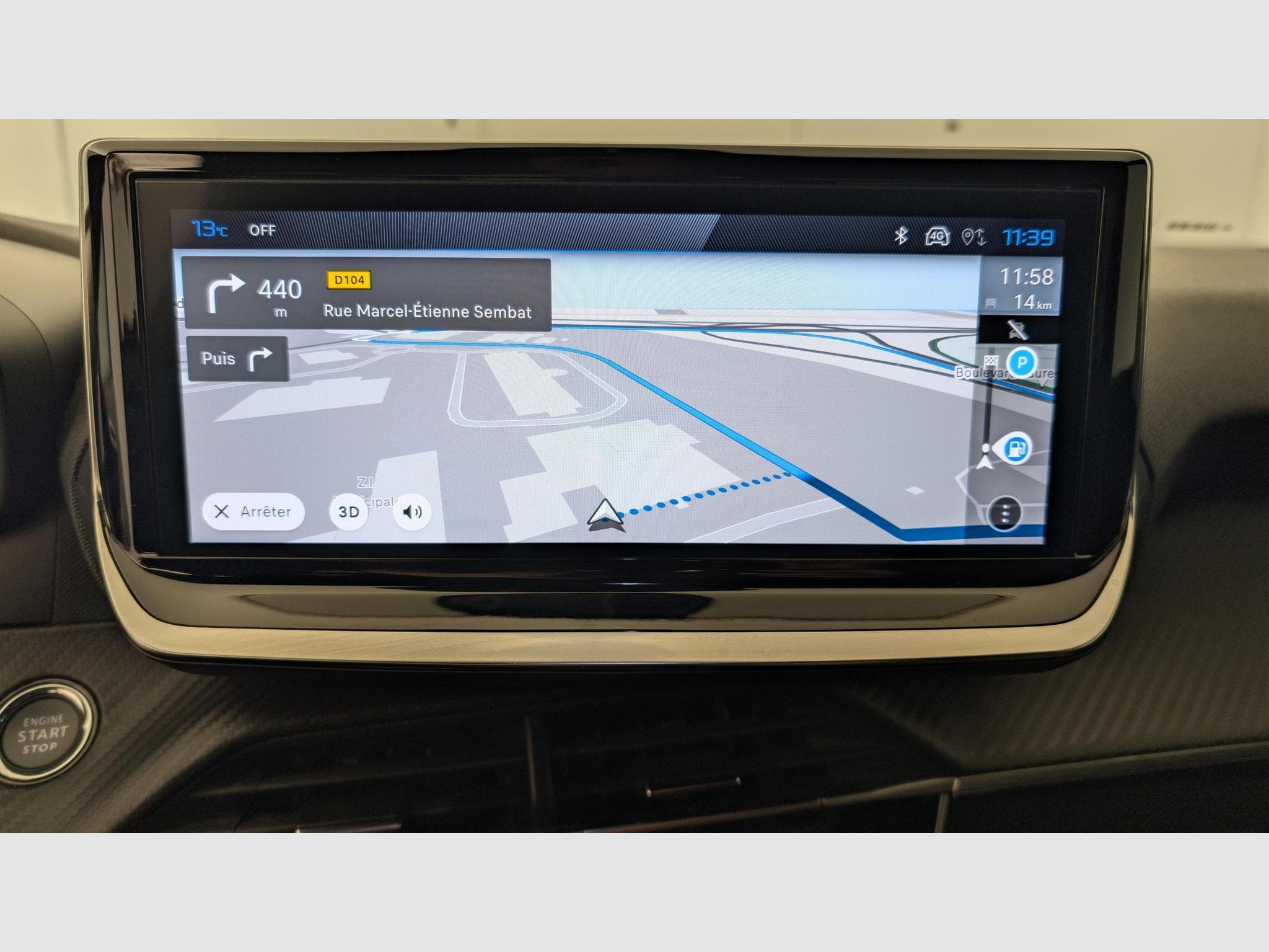 Peugeot 2008 100 S&S BVM6 Allure (2025) - Photo 17