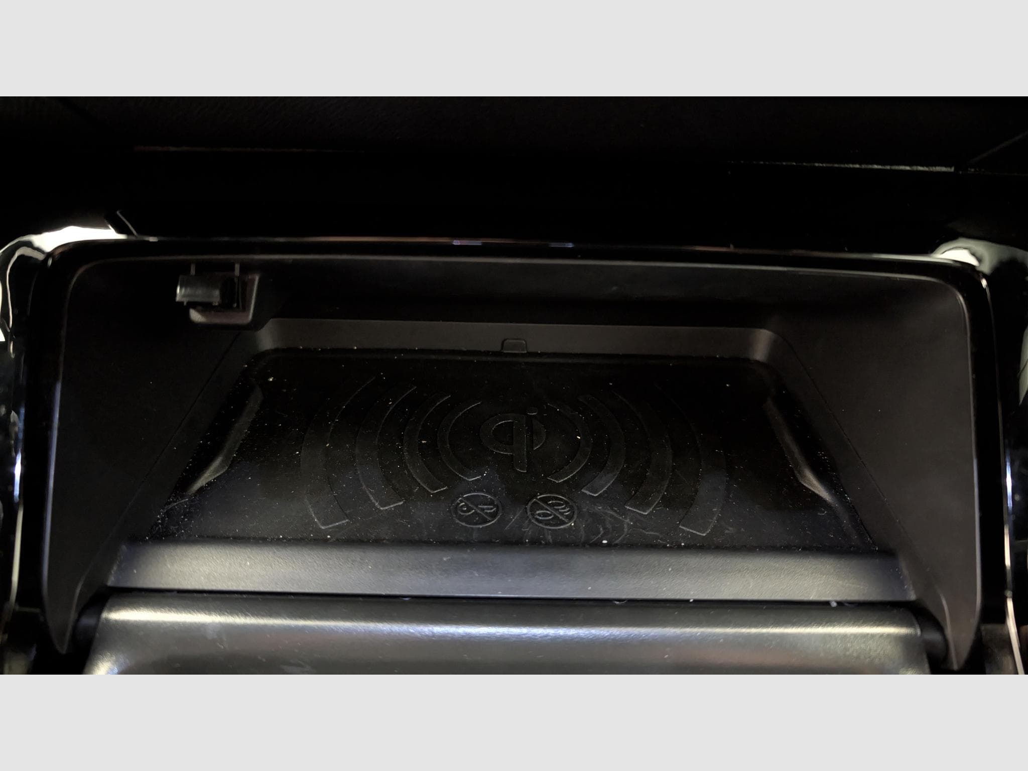 Peugeot 2008 100 S&S BVM6 Allure (2025) - Photo 20