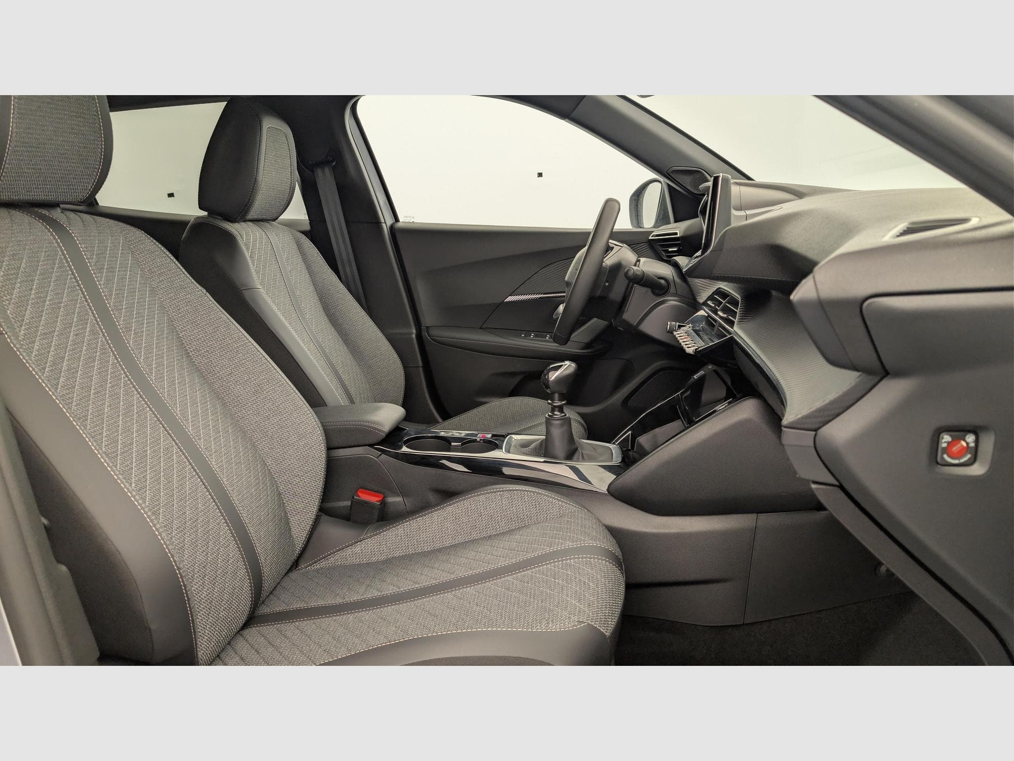 Peugeot 2008 100 S&S BVM6 Allure (2025) - Photo 9