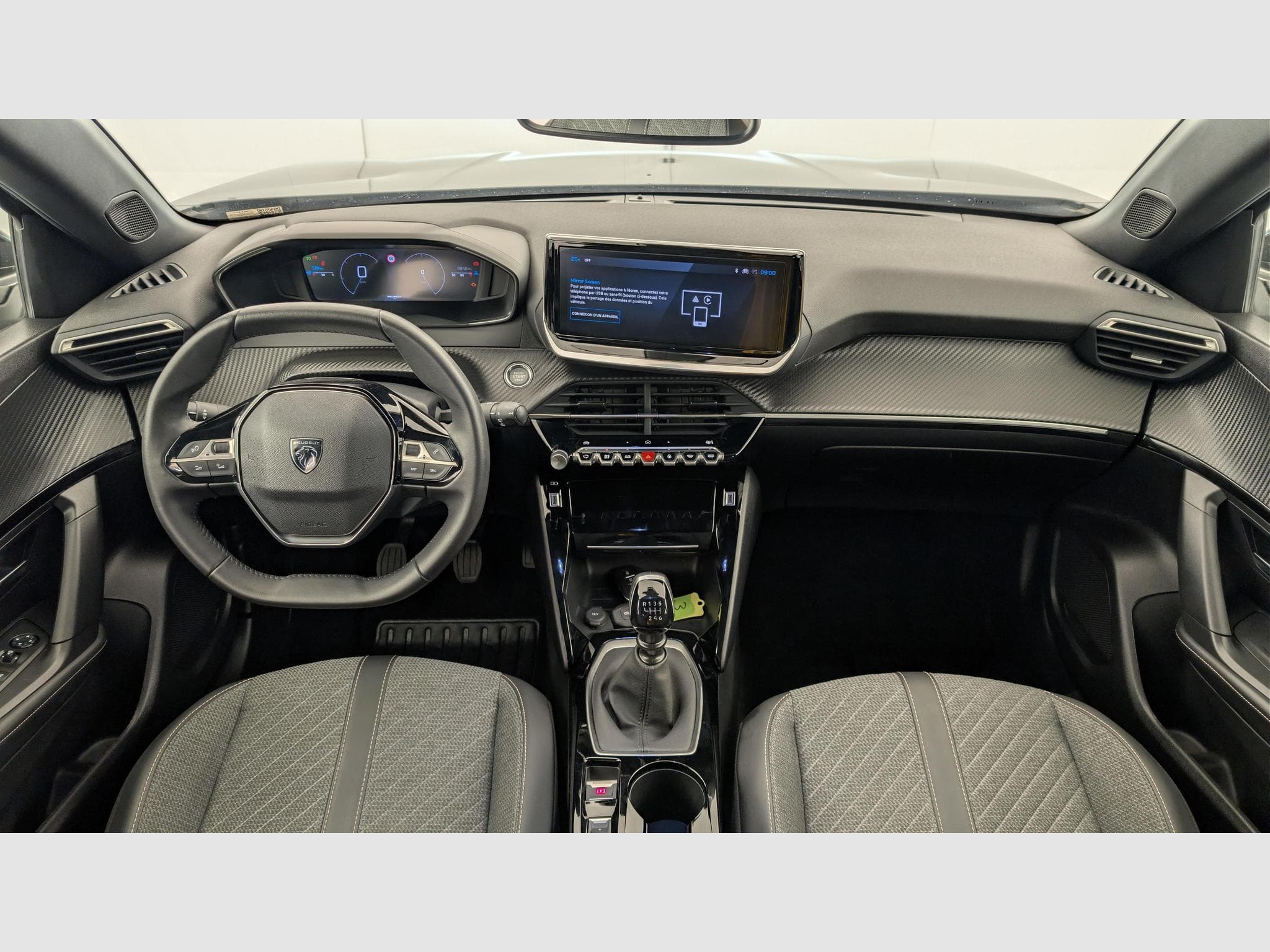Peugeot 2008 100 S&S BVM6 Allure (2025) - Photo 13