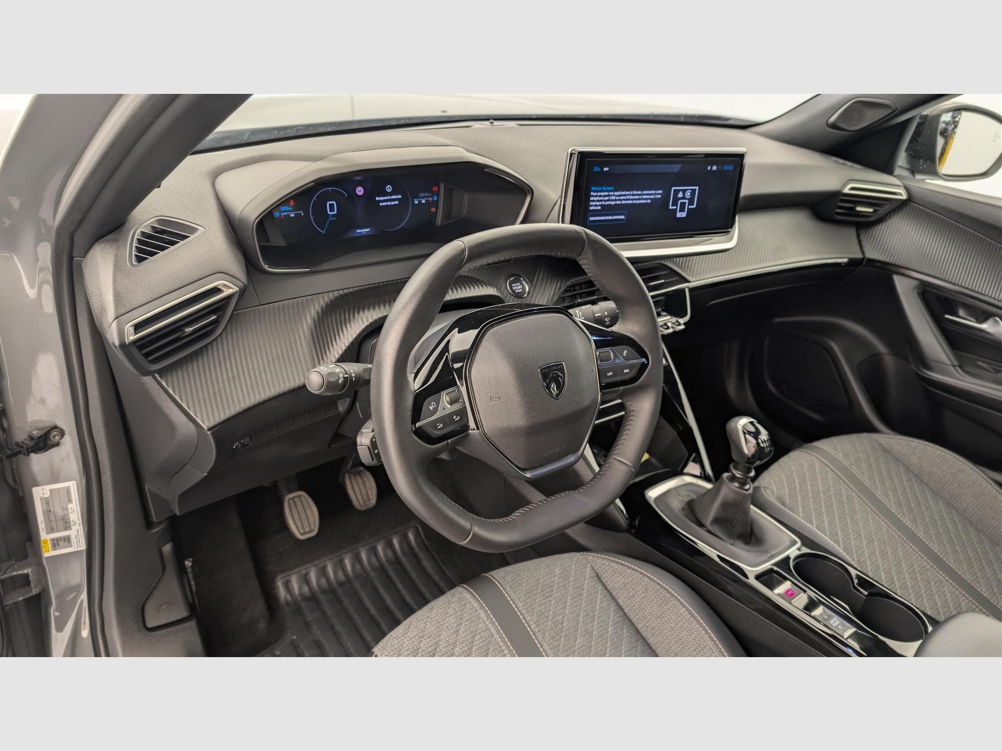 Peugeot 2008 100 S&S BVM6 Allure (2025) - Photo 15