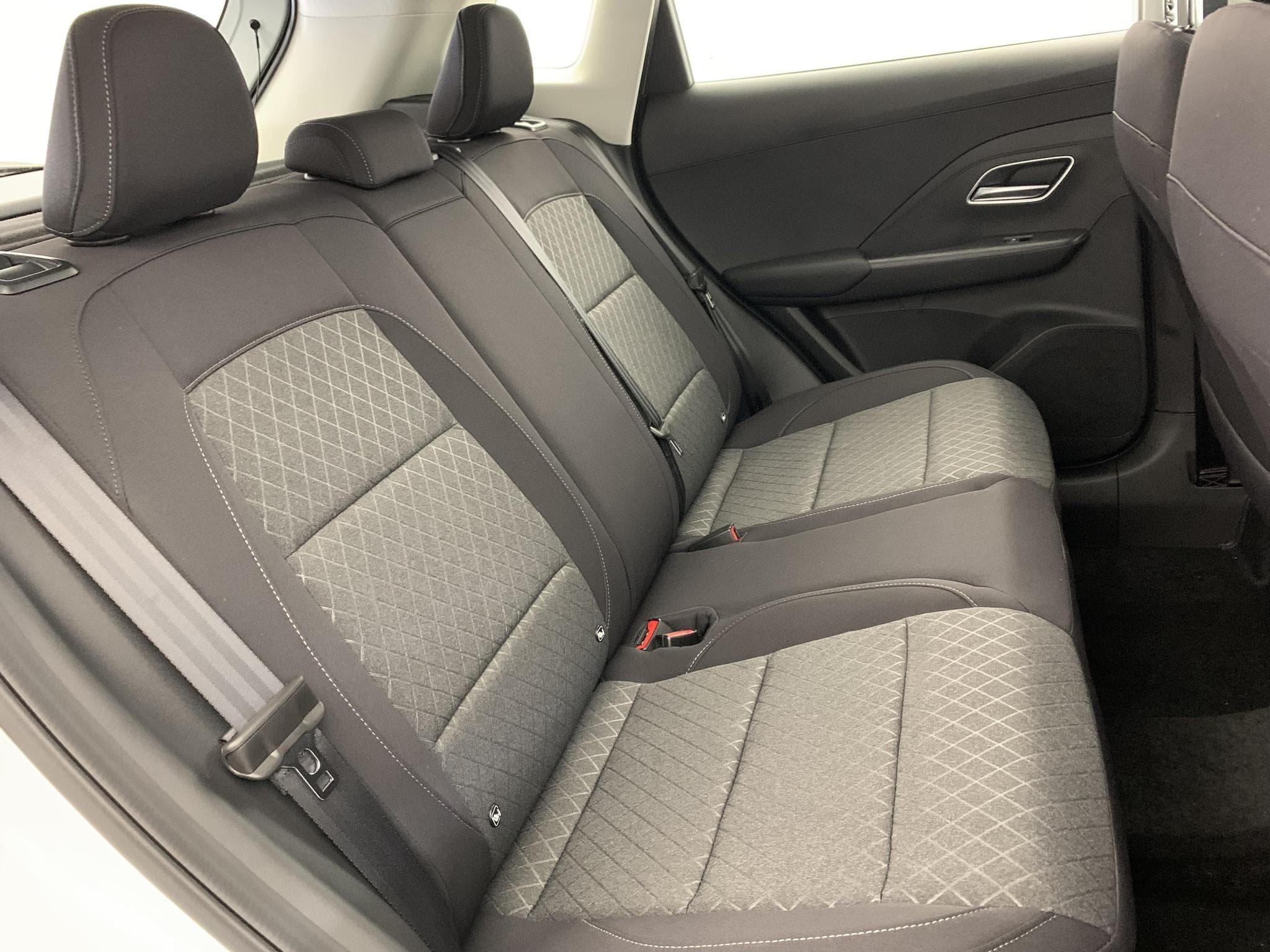 Mg ZS 1.5 L Hybrid+ 197 ch Standard (2025) - Foto 15