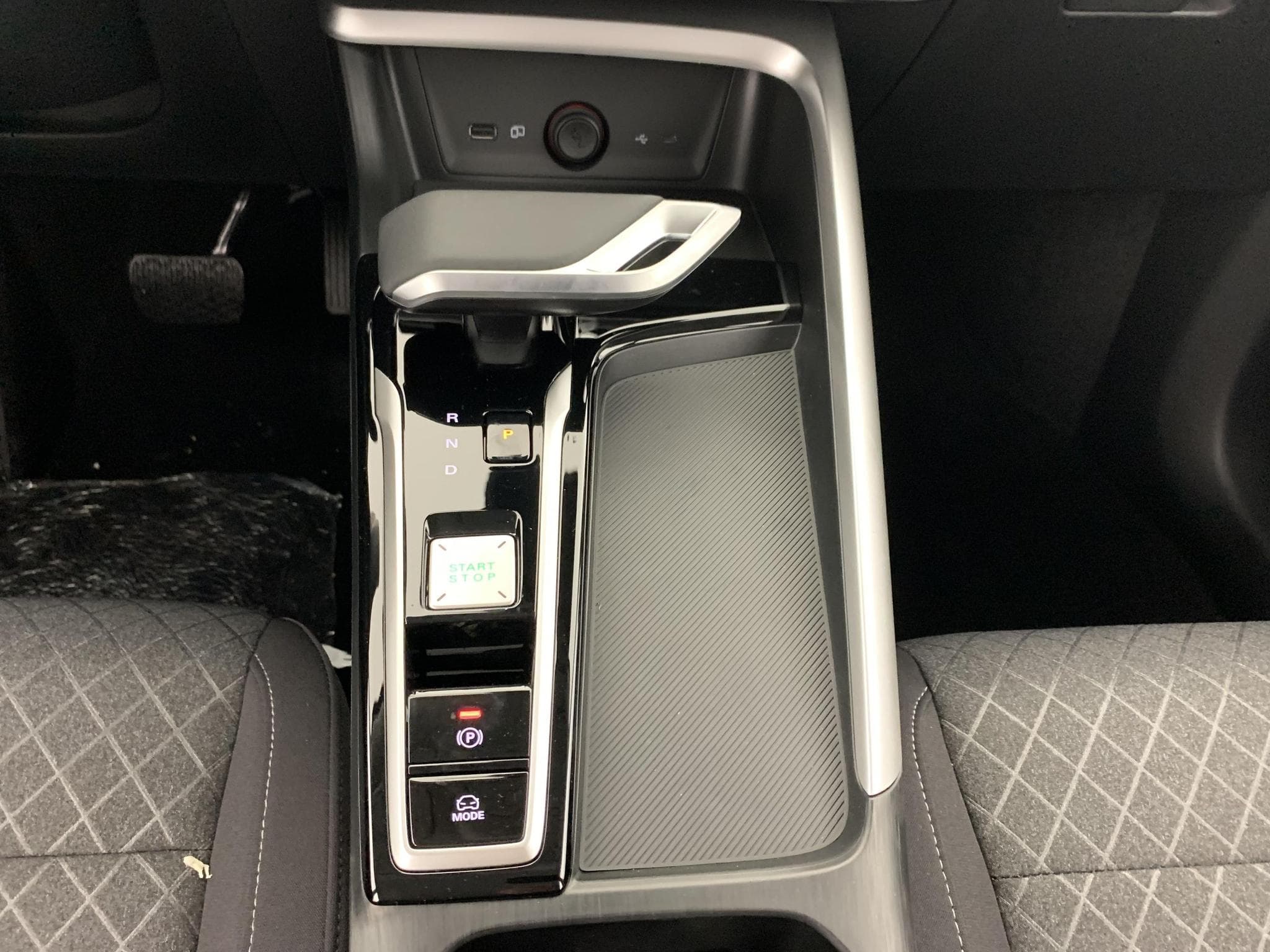 Mg ZS 1.5 L Hybrid+ 197 ch Standard (2025) - Foto 19