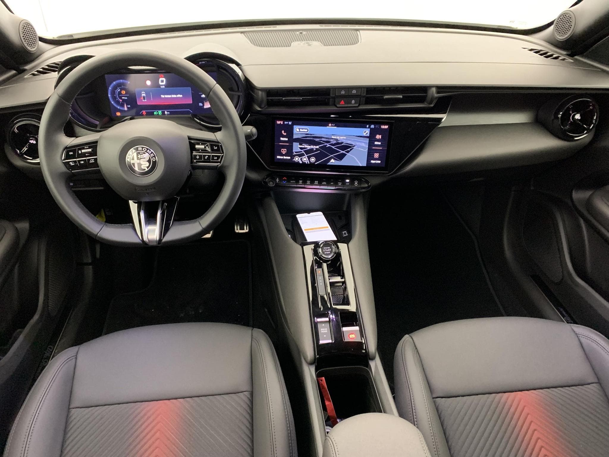 Alfa-Romeo Junior 1.2 Ibrida 145 ch e-DCT6 Ti (2026) - Foto 14