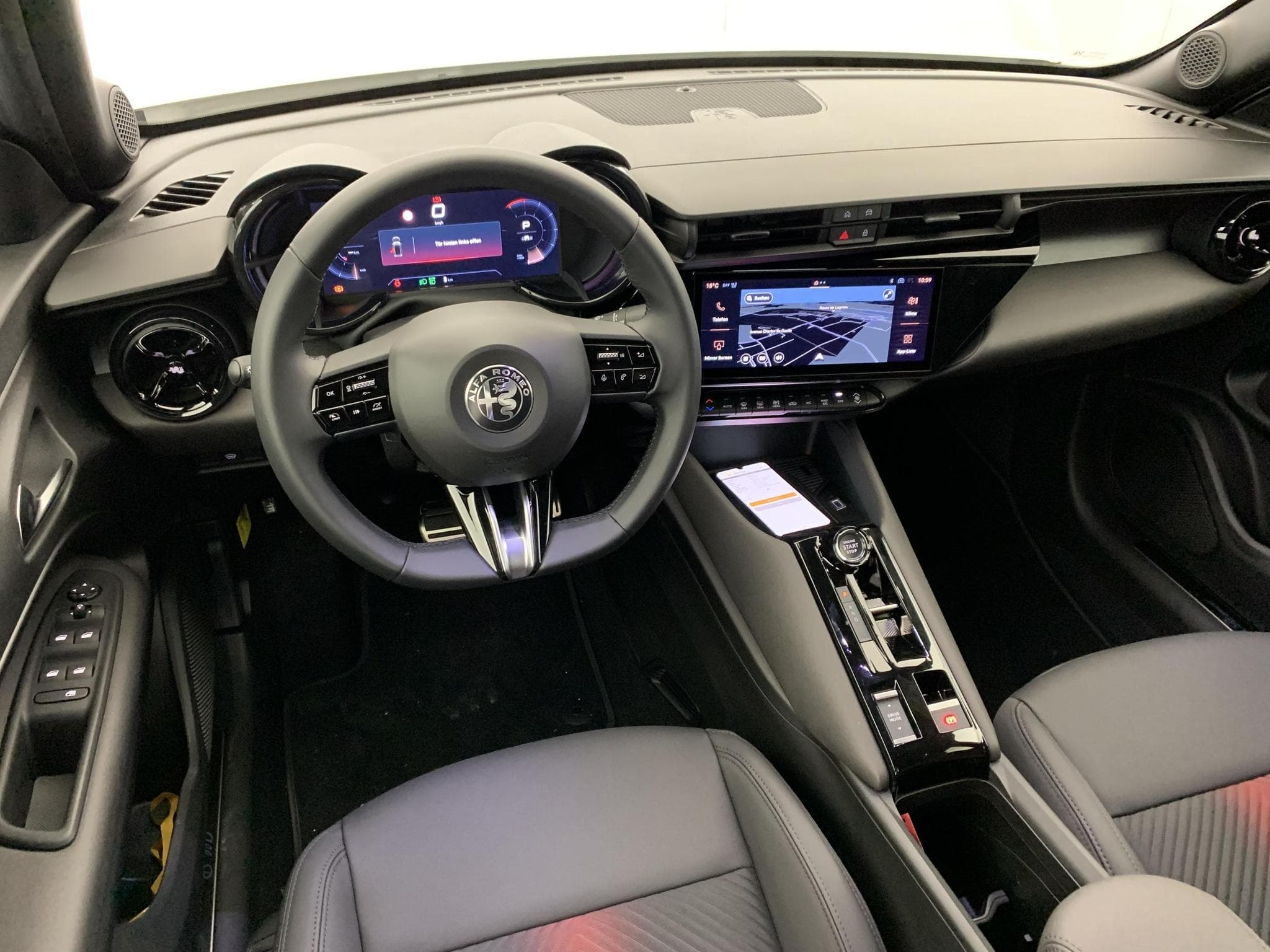 Alfa-Romeo Junior 1.2 Ibrida 145 ch e-DCT6 Ti (2026) - Foto 15