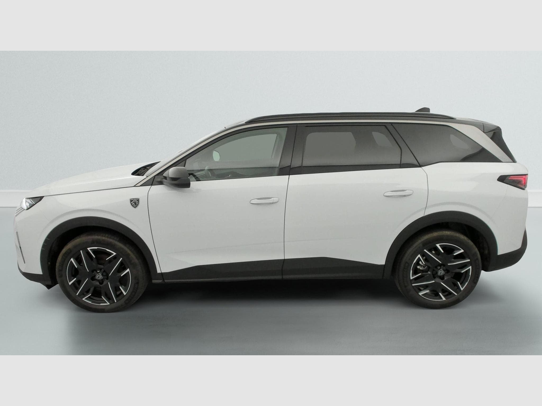 Peugeot 5008 Hybrid 145 e-DCS6 GT (2025) - Foto 4