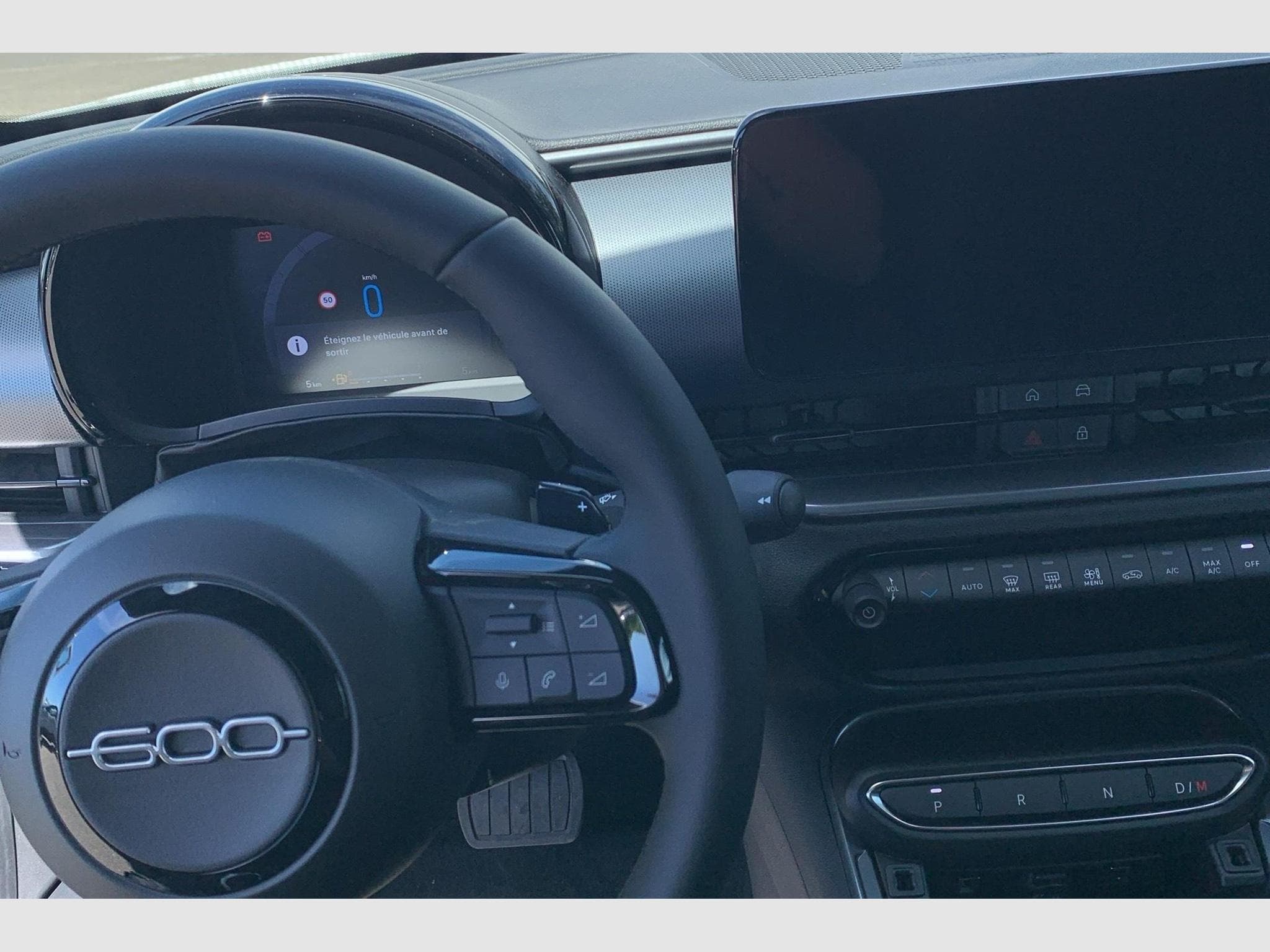 Fiat 600 T-Gen 3 1.2 Hybrid 145ch eDCT6 Sport (2026) - Foto 18