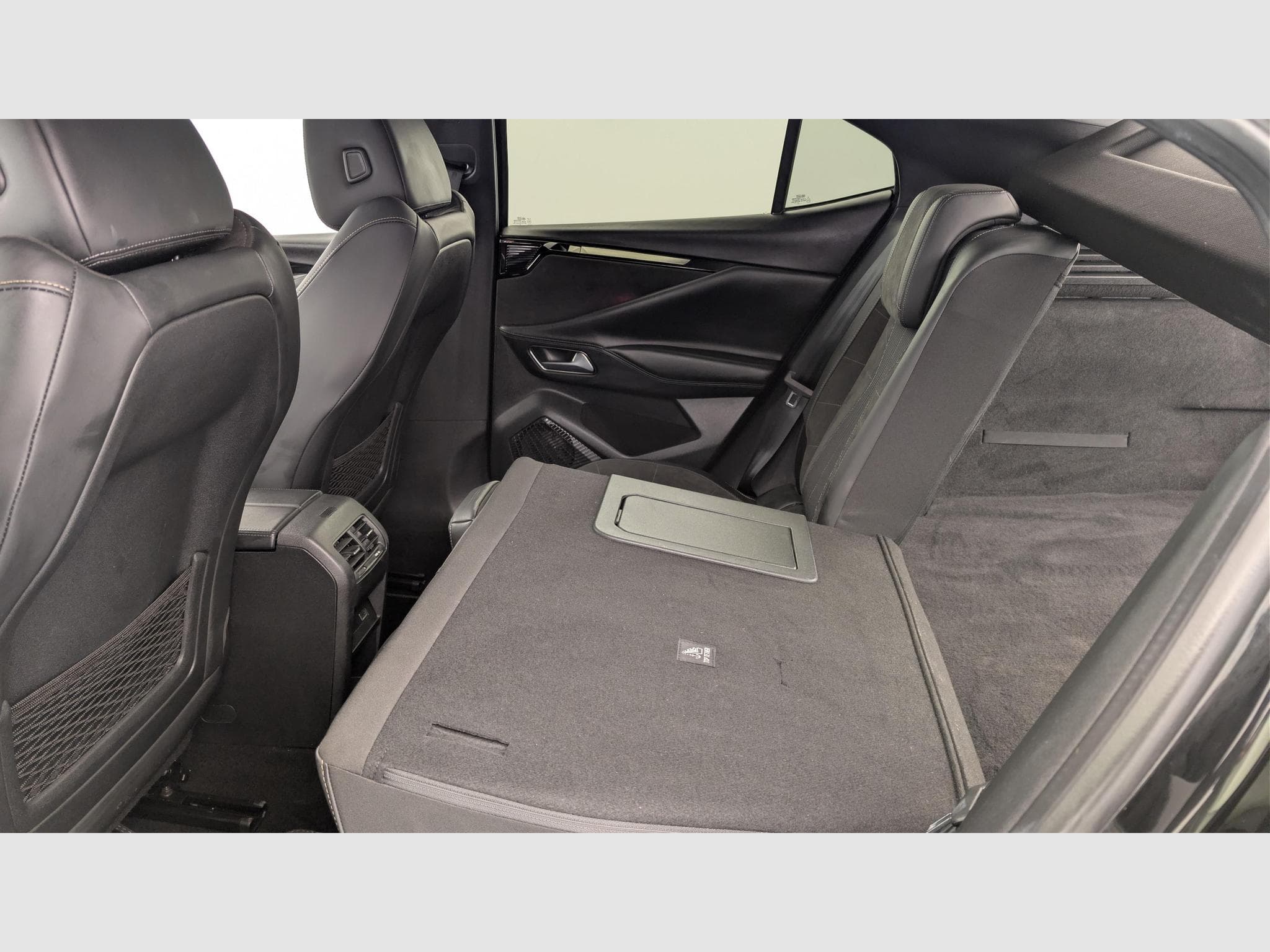 DS Automobiles DS4 Hybride 145 e-DCT6 Etoile - Alcantara (2025) - Foto 9