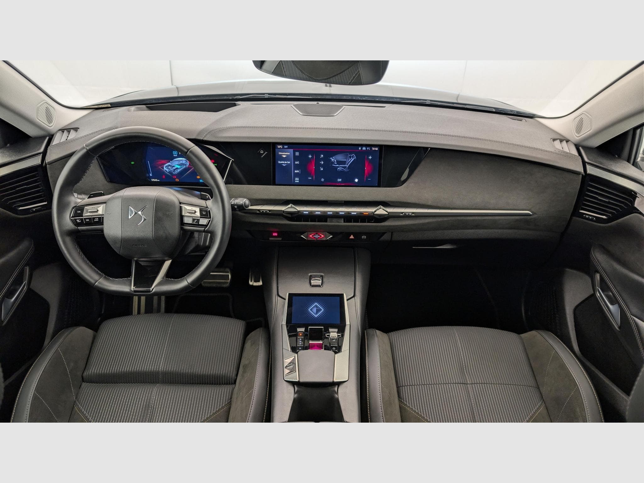 DS Automobiles DS4 Hybride 145 e-DCT6 Etoile - Alcantara (2025) - Foto 10