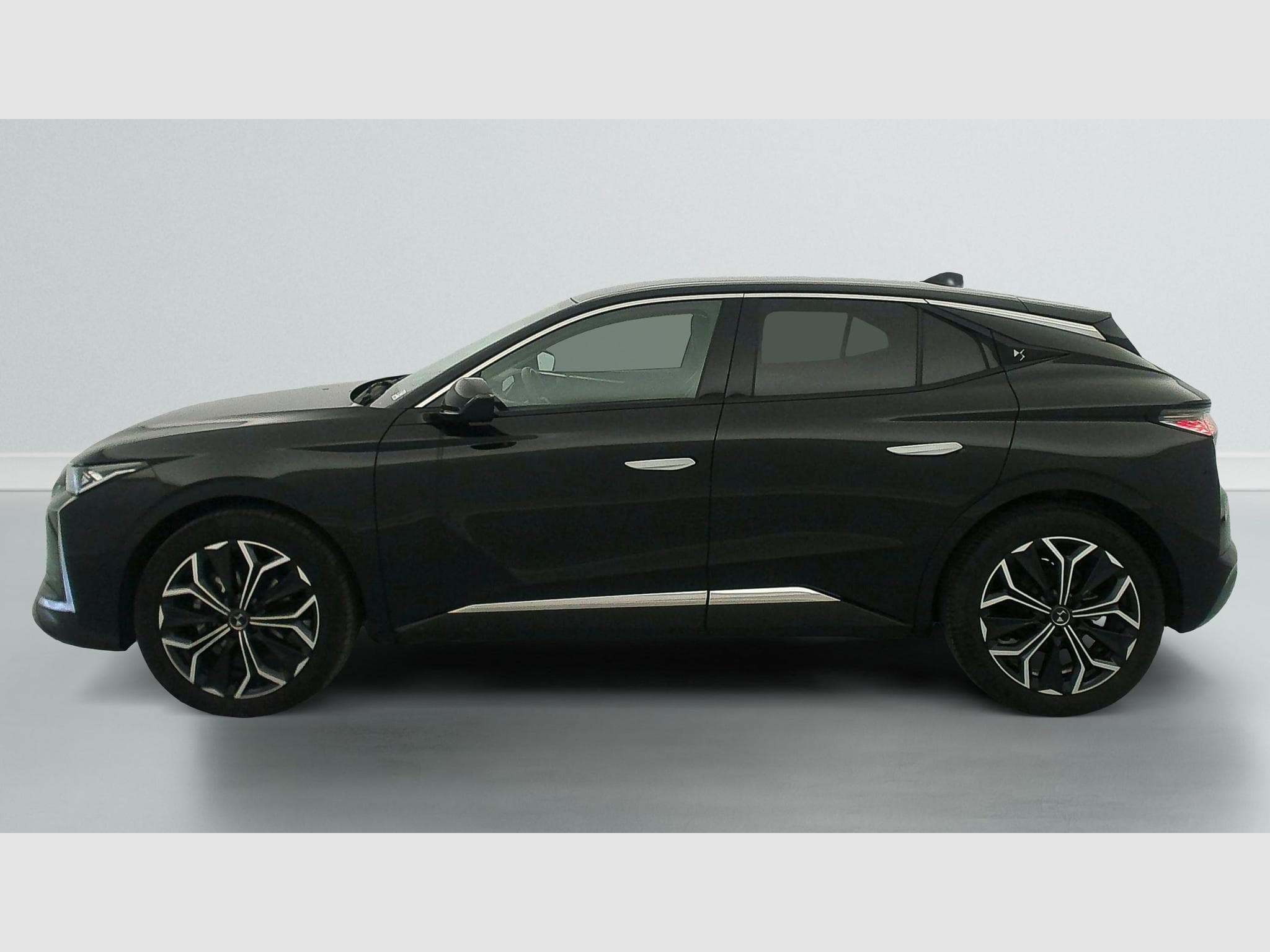 DS Automobiles DS4 Hybride 145 e-DCT6 Etoile - Alcantara (2025) - Foto 4
