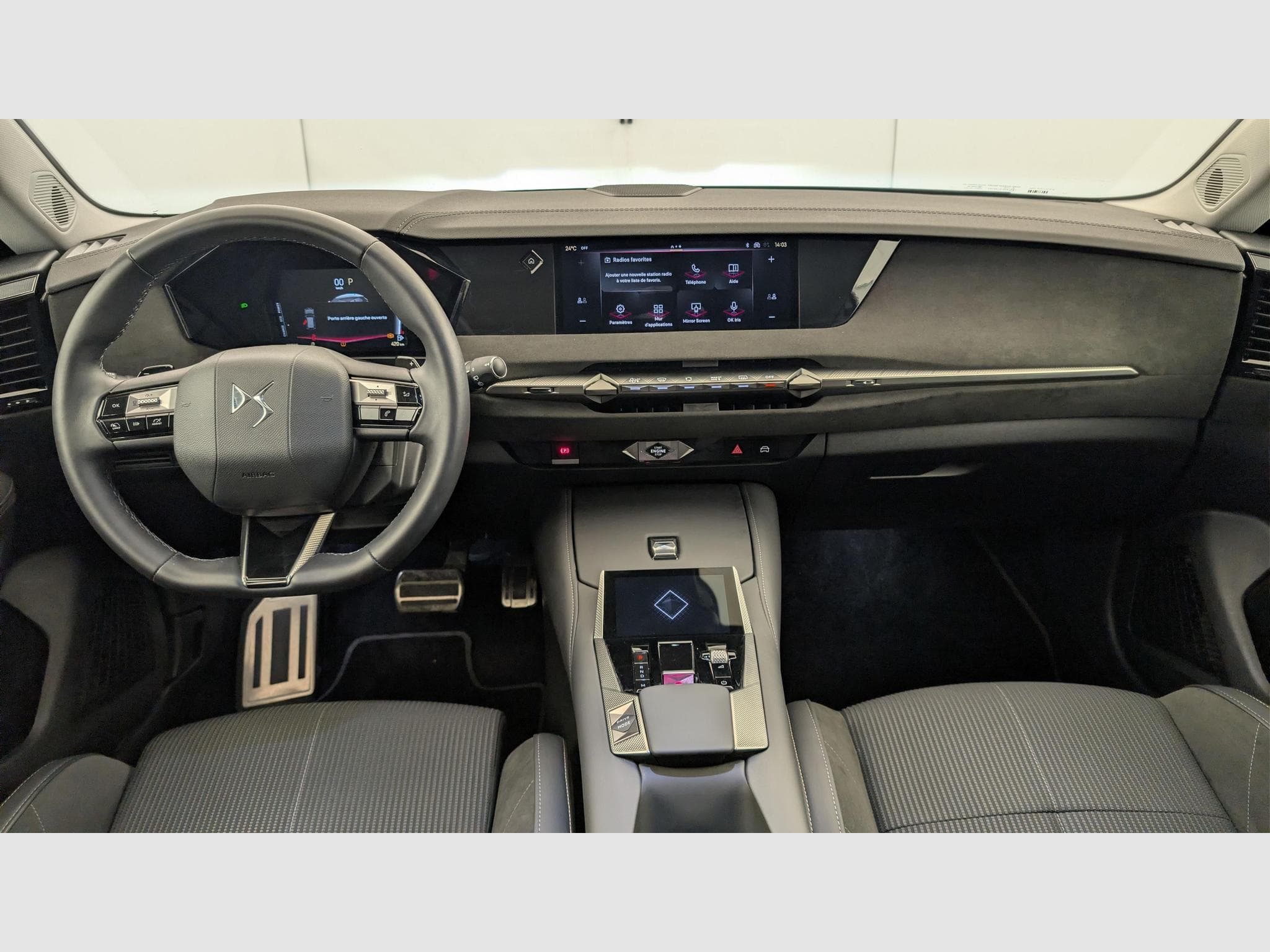 DS Automobiles DS4 Hybride 145 e-DCT6 Etoile - Alcantara (2025) - Foto 13