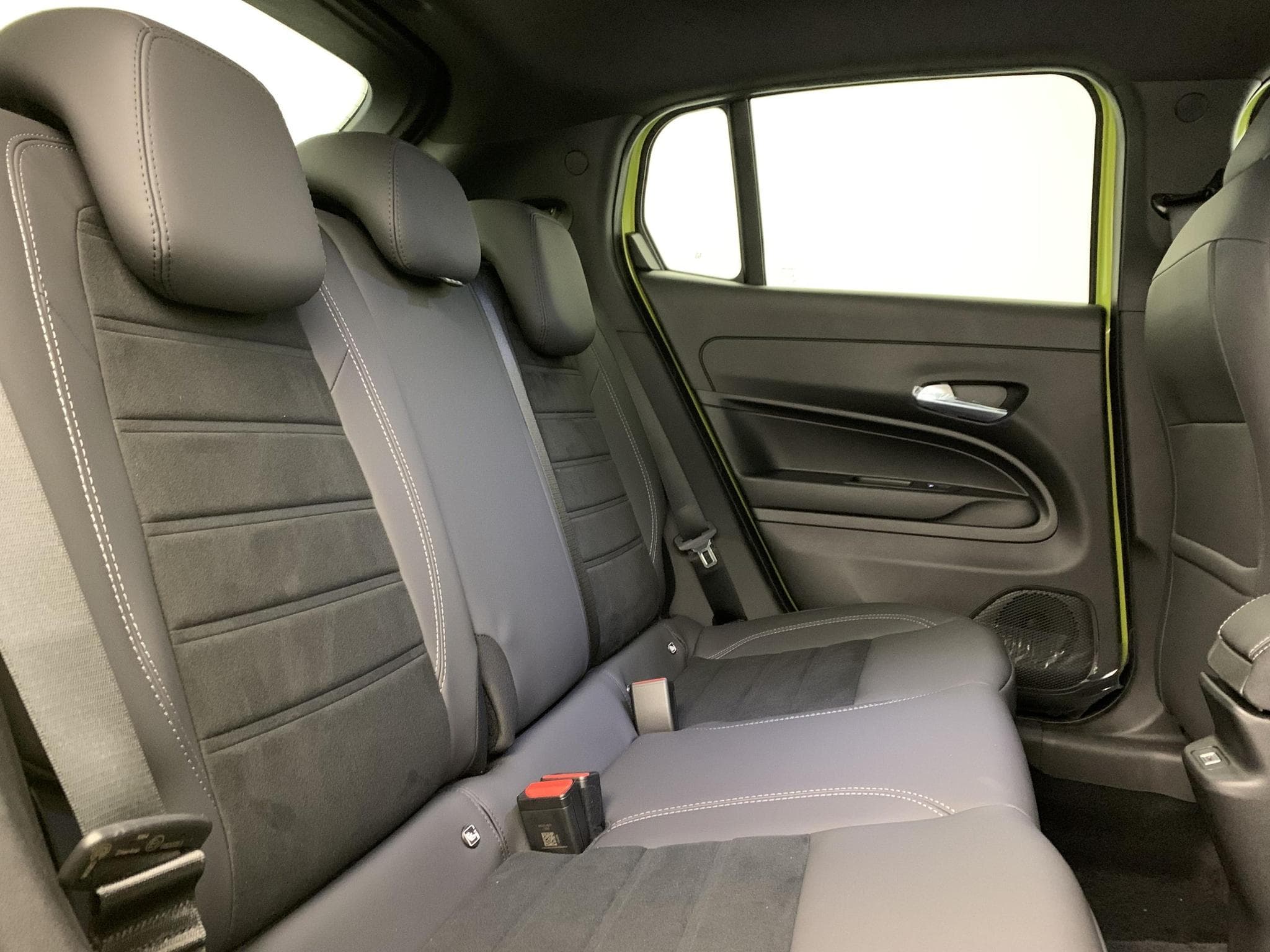 Fiat 600 T-Gen 3 1.2 Hybrid 145ch eDCT6 Sport (2026) - Foto 10