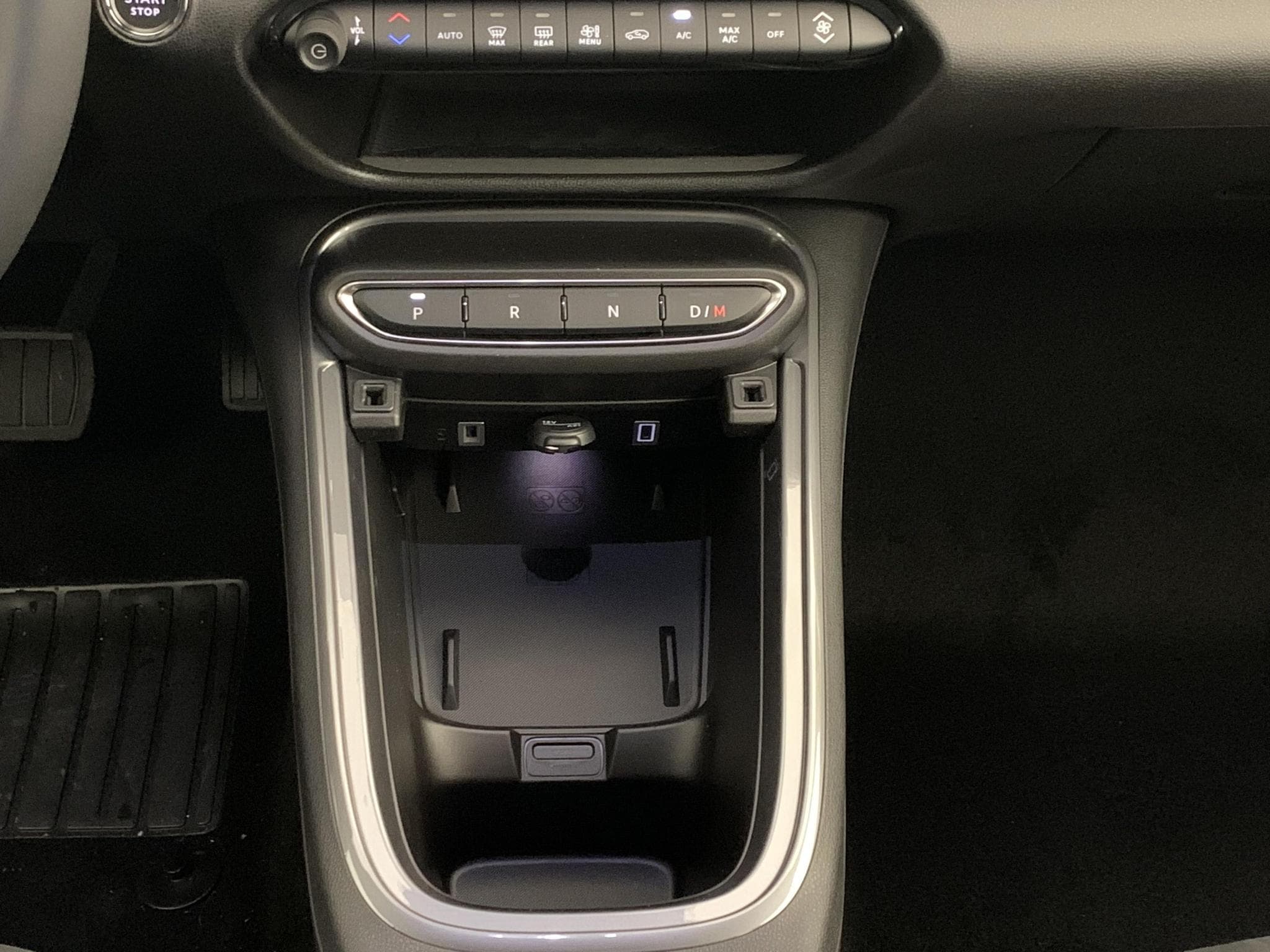 Fiat 600 T-Gen 3 1.2 Hybrid 145ch eDCT6 Sport (2026) - Foto 16