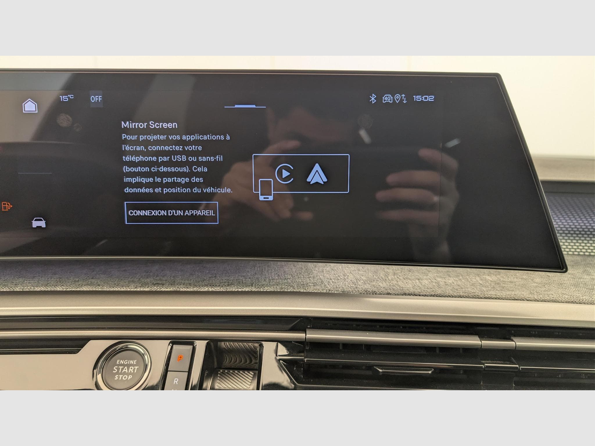 Peugeot 3008 Hybrid 145 e-DCS6 GT (2025) - Foto 17