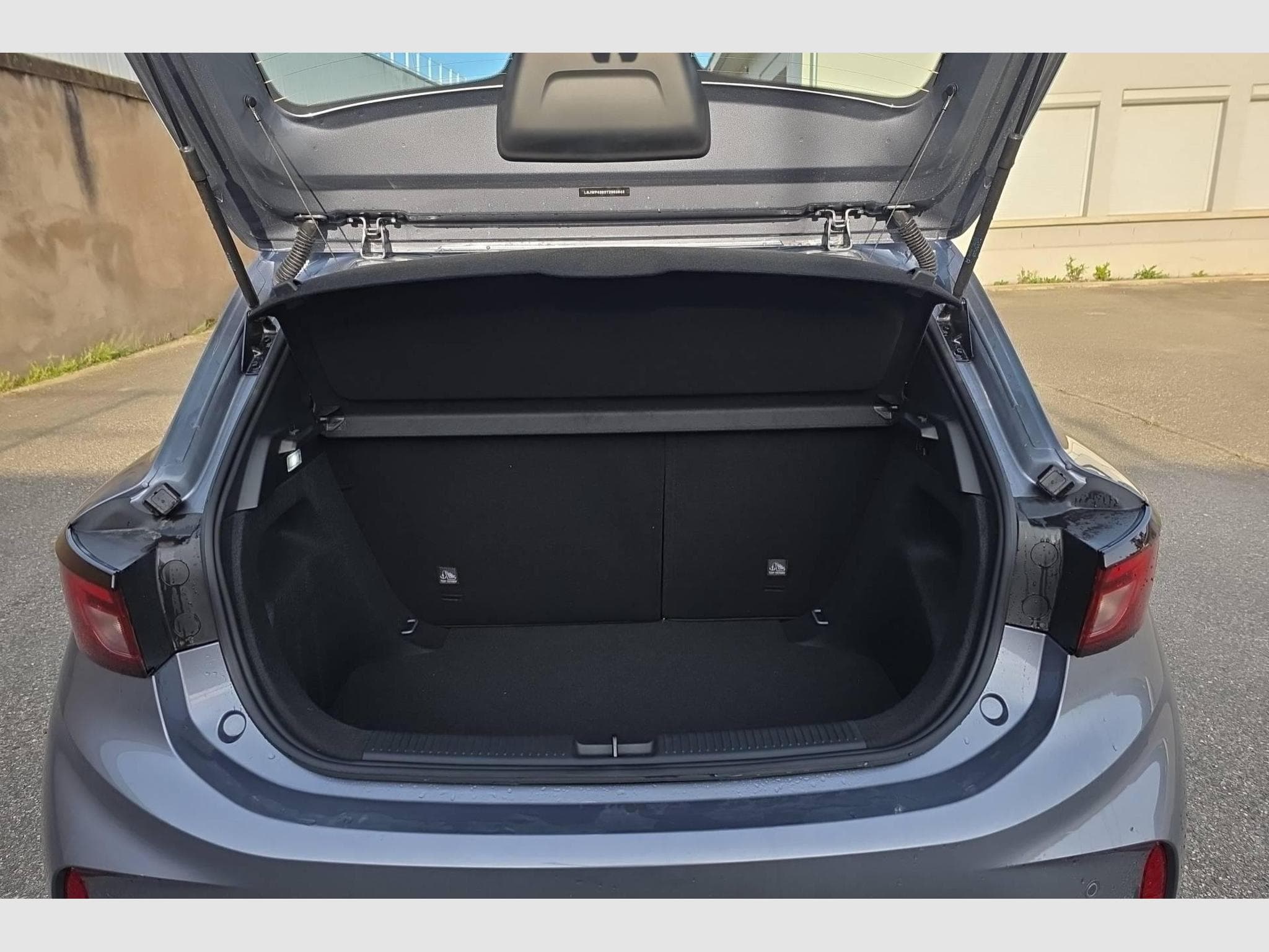 Mg MG3 1.5 L Hybrid+ 195 ch Comfort (2026) - Foto 11