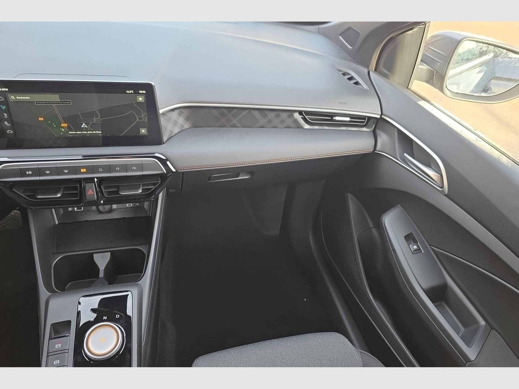 Mg MG3 1.5 L Hybrid+ 195 ch Comfort (2026) - Foto 17