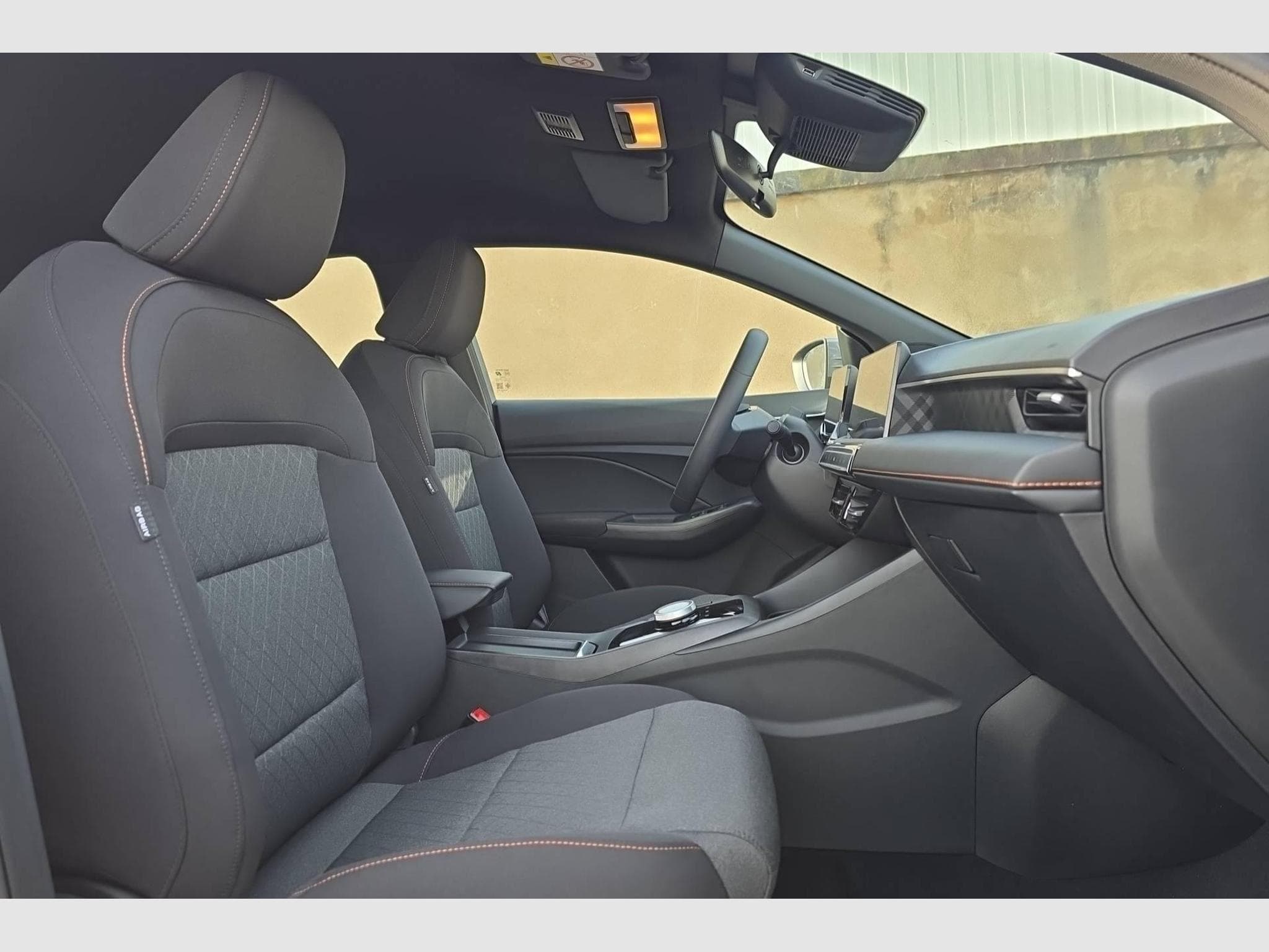 Mg MG3 1.5 L Hybrid+ 195 ch Comfort (2026) - Foto 9