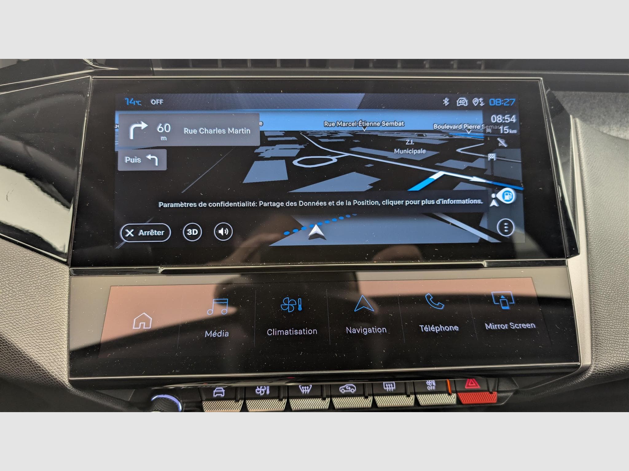 Peugeot 408 Hybrid 136 e-DCS6 Allure (2025) - Foto 15