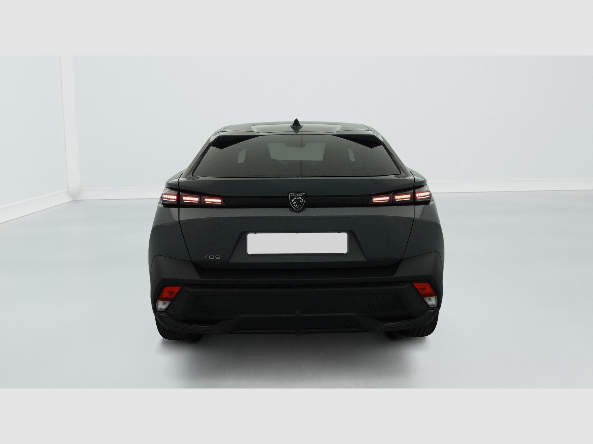 Peugeot 408 Hybrid 136 e-DCS6 Allure (2025) - Foto 6