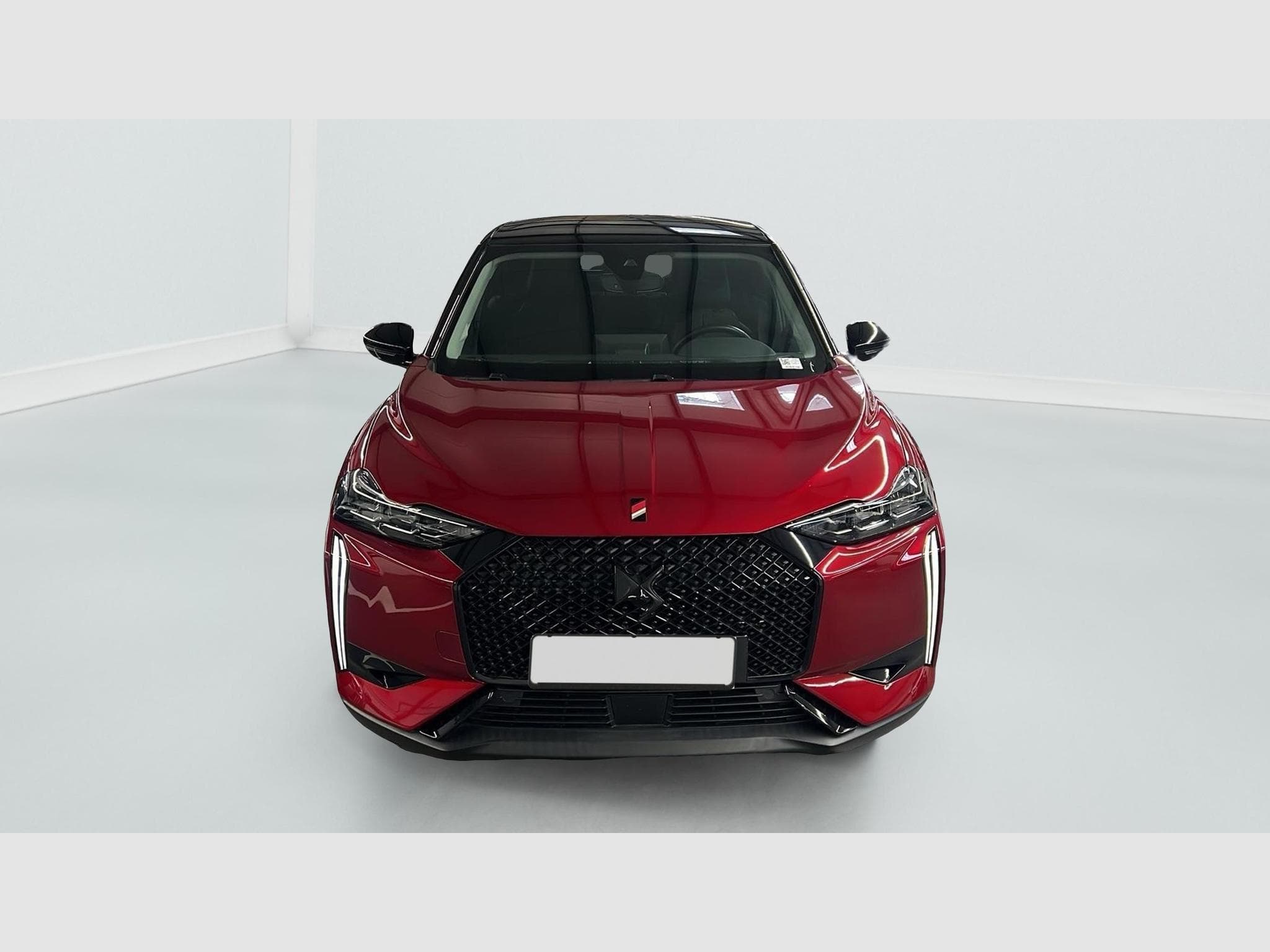 DS Automobiles DS3 PureTech 100 BVM6 Performance Line (2024) - Foto 2