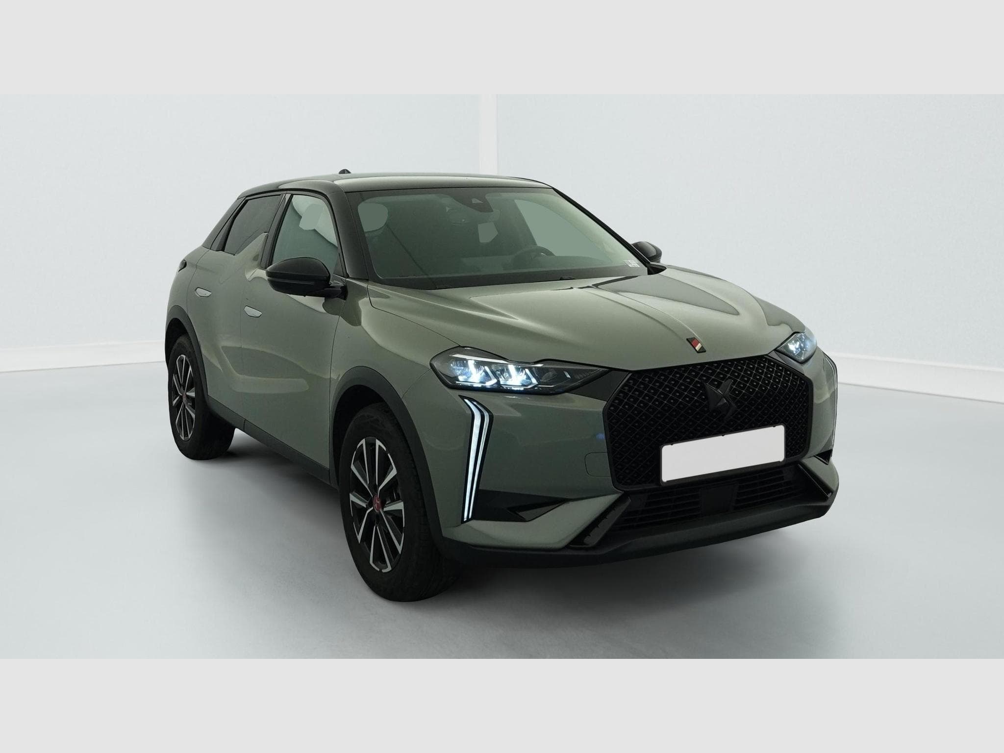 DS Automobiles DS3 PureTech 100 BVM6 Performance Line (2024) - Foto 1