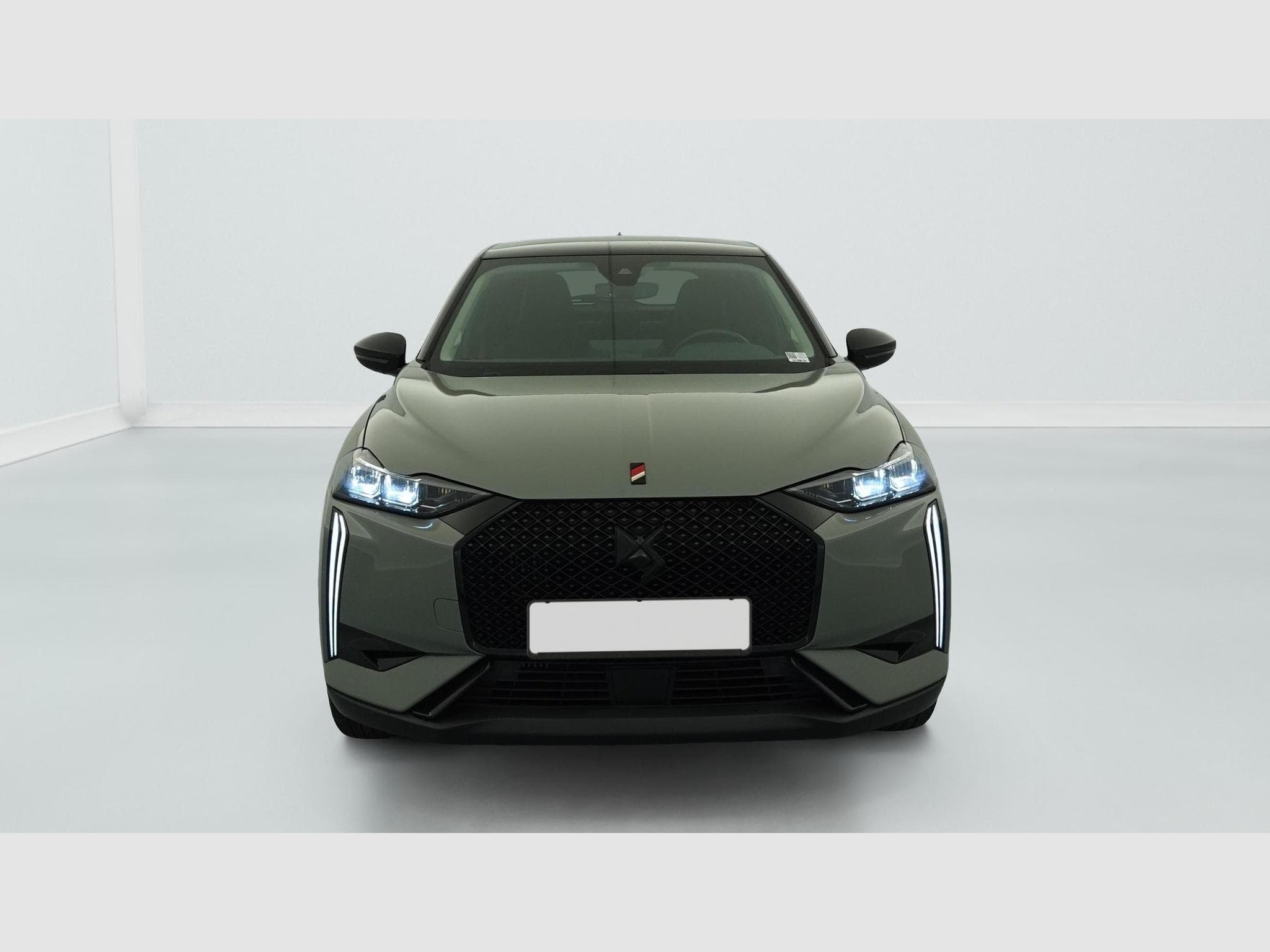 DS Automobiles DS3 PureTech 100 BVM6 Performance Line (2024) - Foto 2